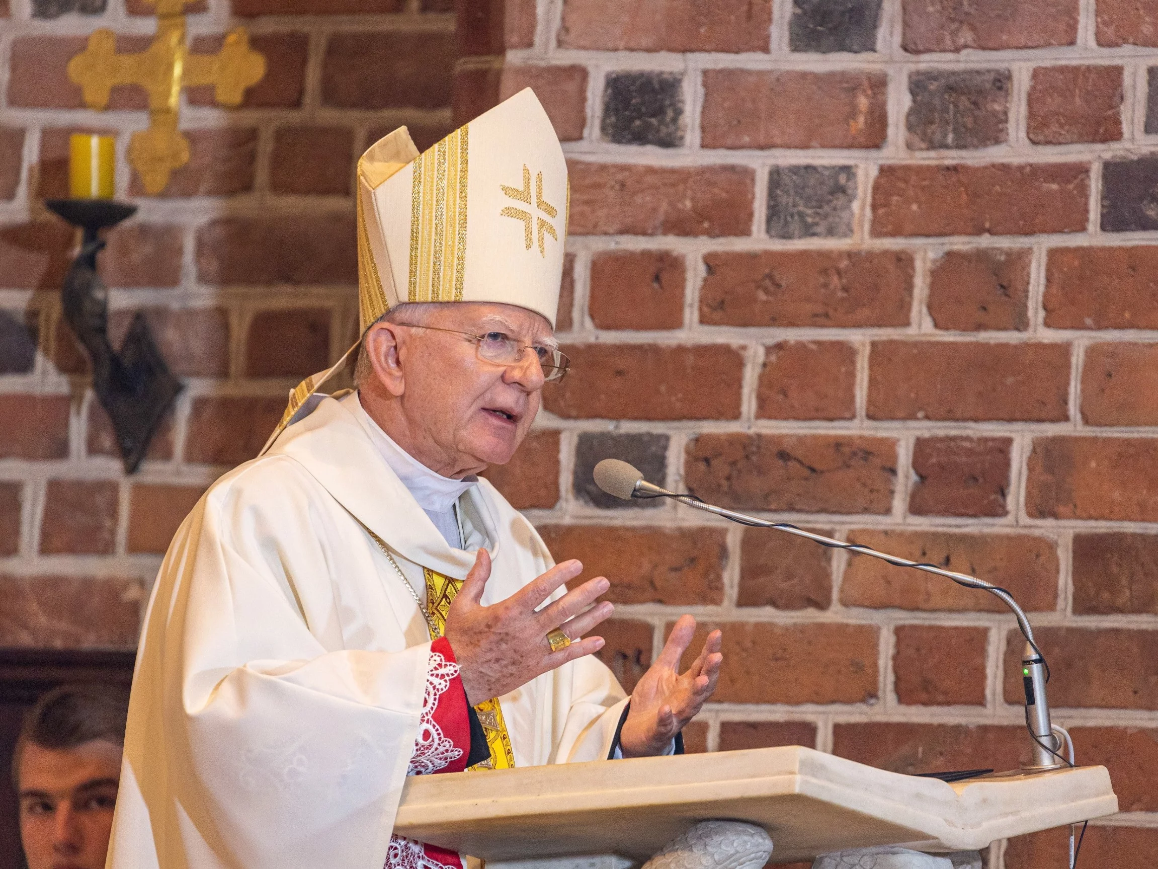 Abp Jędraszewski grzmi: To my stoimy na straży prawdy o człowieku