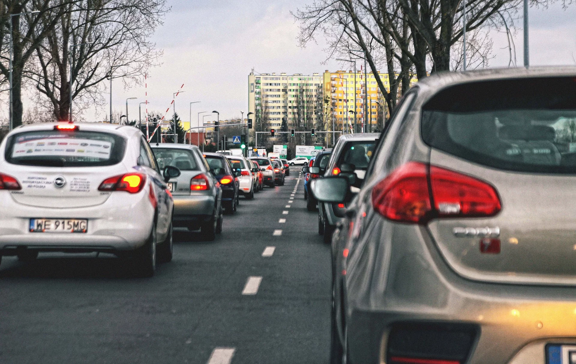 Ciężarówka w ogniu i awaria autobusu. Ogromne utrudnienia na A4