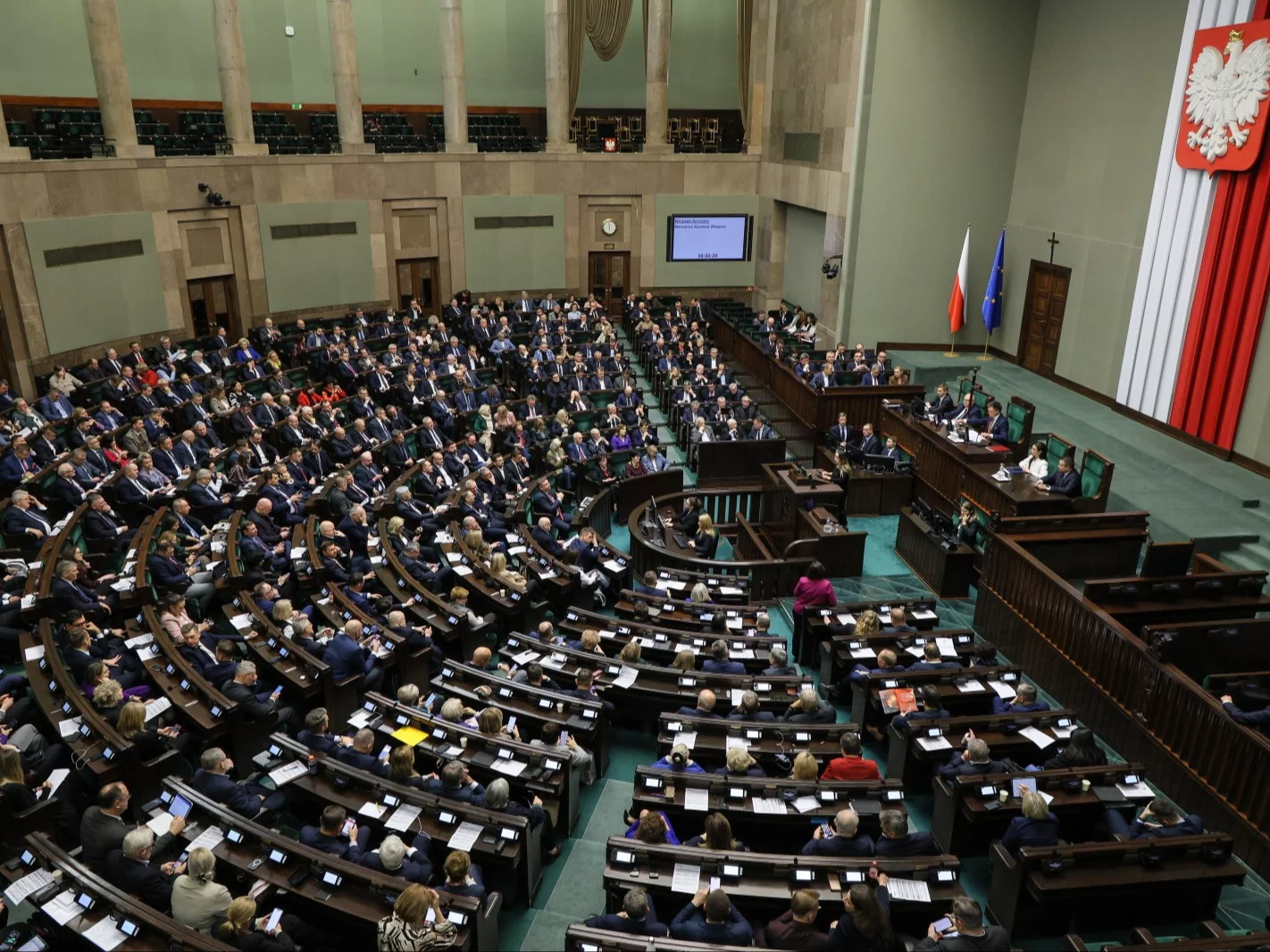 Sejm uchwalił święto państwowe 14 lutego. Wiadomo, co z pracą w tym dniu