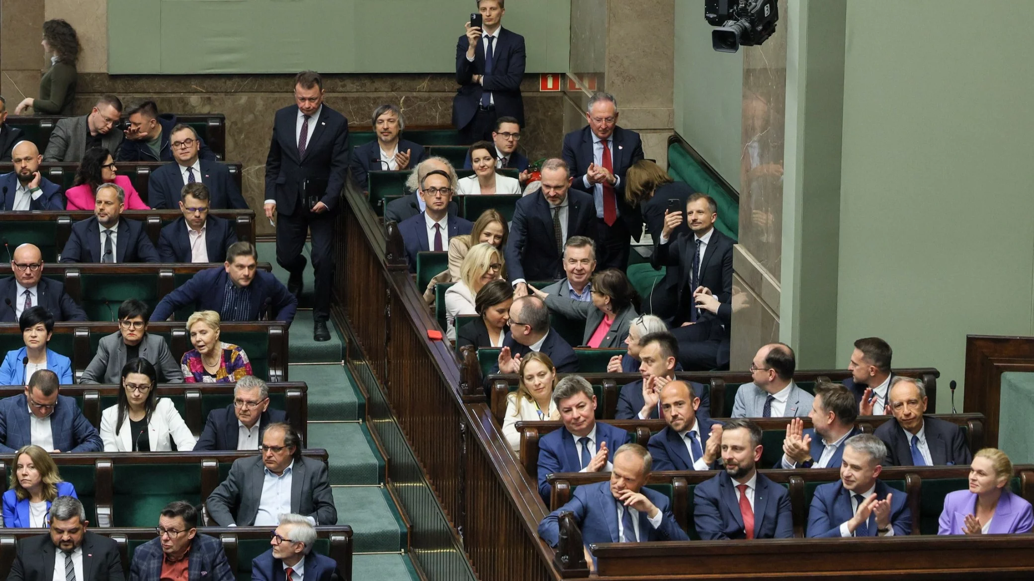 Sensacyjne wyniki sondażu. Ta partia jest „kingmakerem”