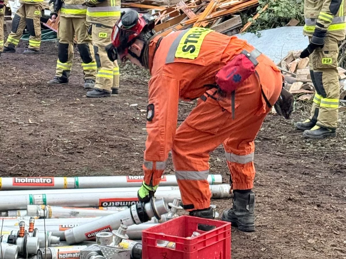 Tragedia w Warszawie. Nie żyje robotnik