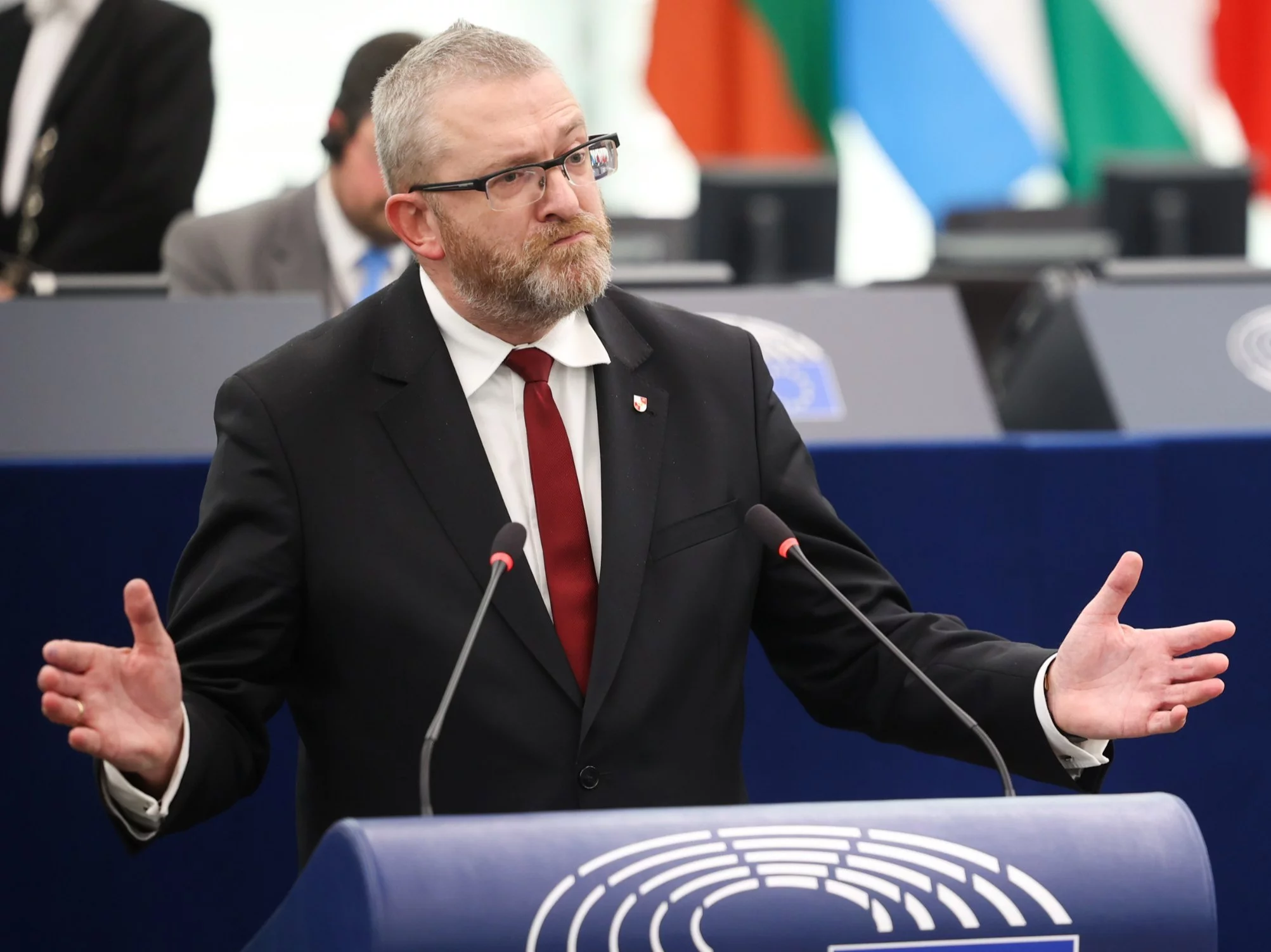 Braun ukarany za skandal w PE. Dostanie nie tylko po kieszeni Braun ukarany za skandal w PE. Dostanie nie tylko po kieszeni