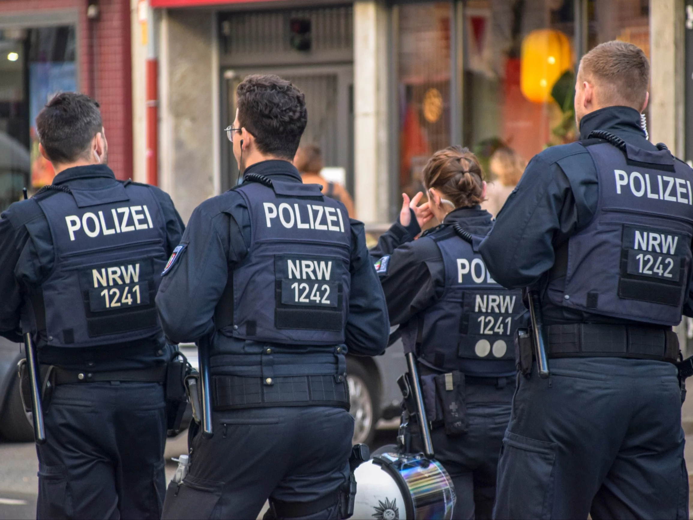 Duża akcja policji w Monachium. Samochód wjechał w grupę ludzi