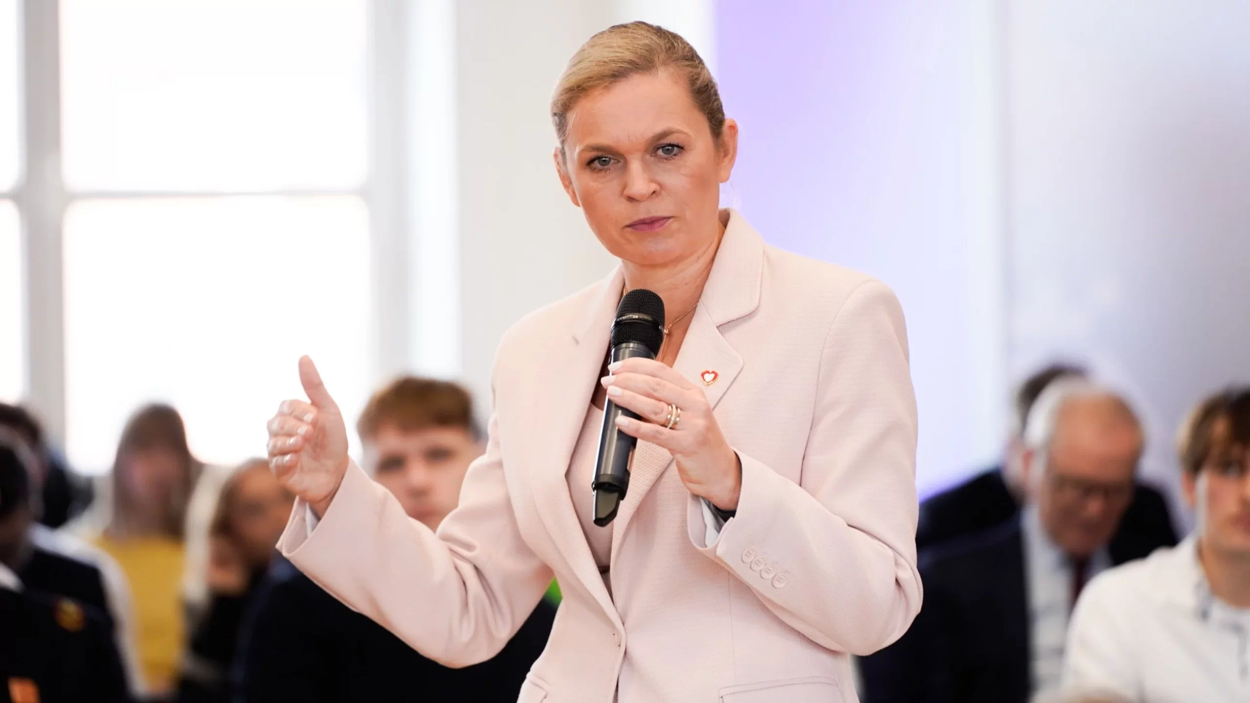 Koniec z ocenami z zachowania. MEN ujawnił szczegóły nowego pomysłu Koniec z ocenami z zachowania. MEN ujawnił szczegóły nowego pomysłu