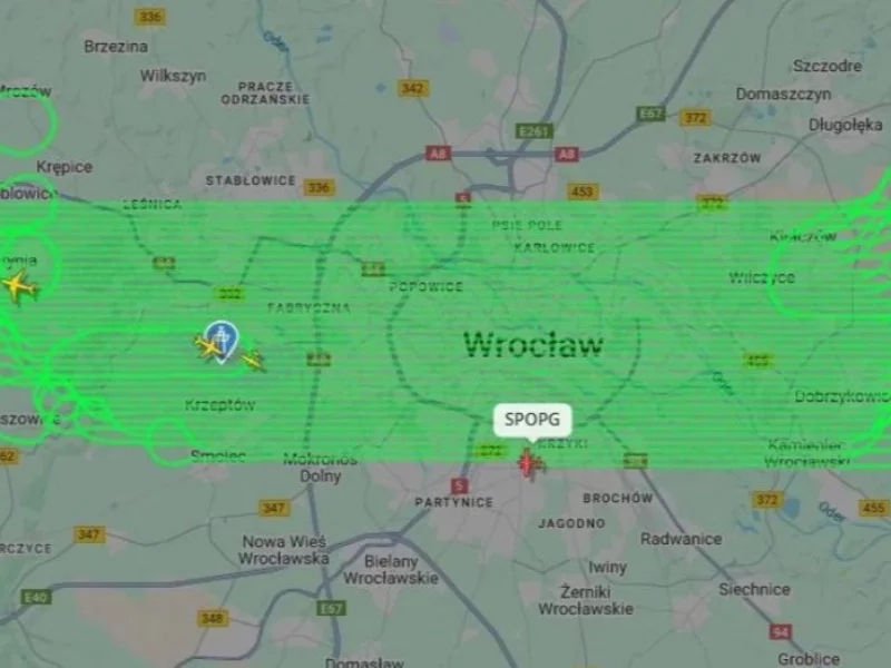 Podejrzane zachowanie samolotu. Przez 6 godzin krążył nad Wrocławiem Podejrzane zachowanie samolotu. Przez 6 godzin krążył nad Wrocławiem