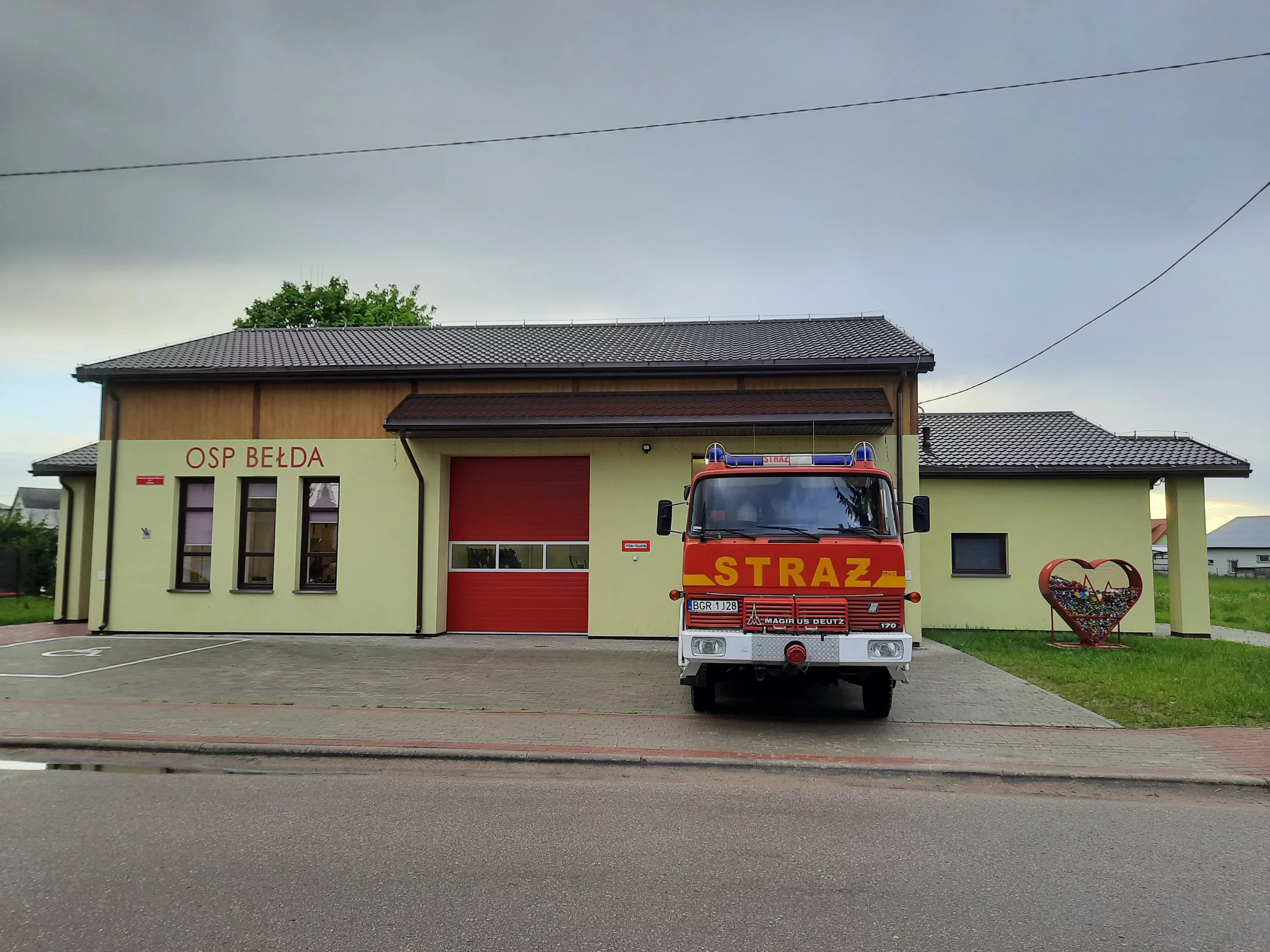 Brutalne zabójstwo przy kieliszku. Siekierą zabito strażaka