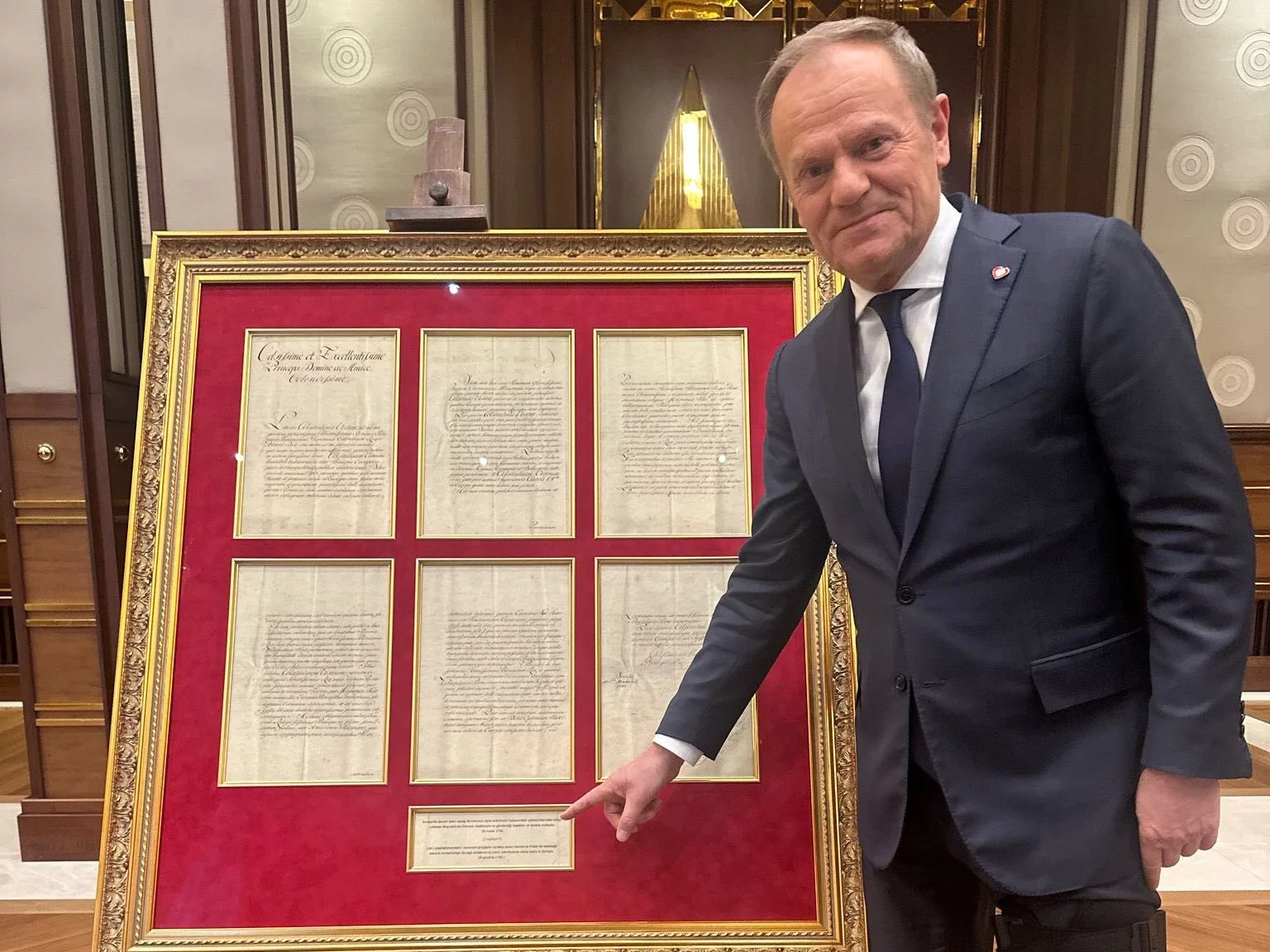 Cenny prezent od Erdogana problemem dla Tuska? „Powinien zgłosić dla świętego spokoju” Cenny prezent od Erdogana problemem dla Tuska? „Powinien zgłosić dla świętego spokoju”