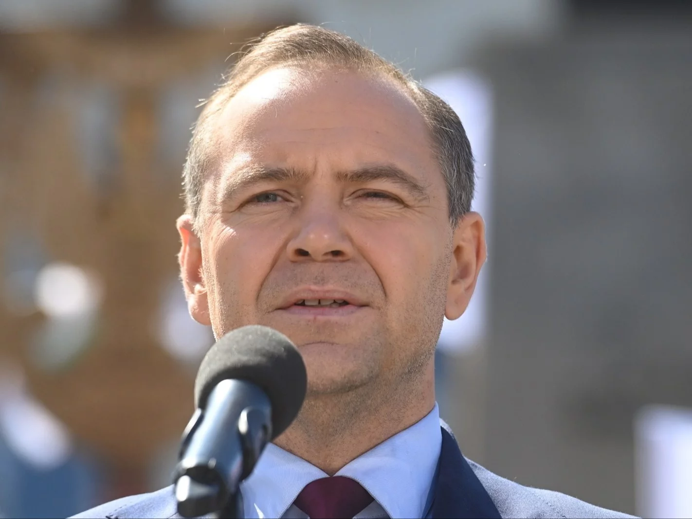 Dziennikarz TVN starł się z Nawrockim. Poszło o „Śledzia” i jego znajomości Dziennikarz TVN starł się z Nawrockim. Poszło o „Śledzia” i jego znajomości