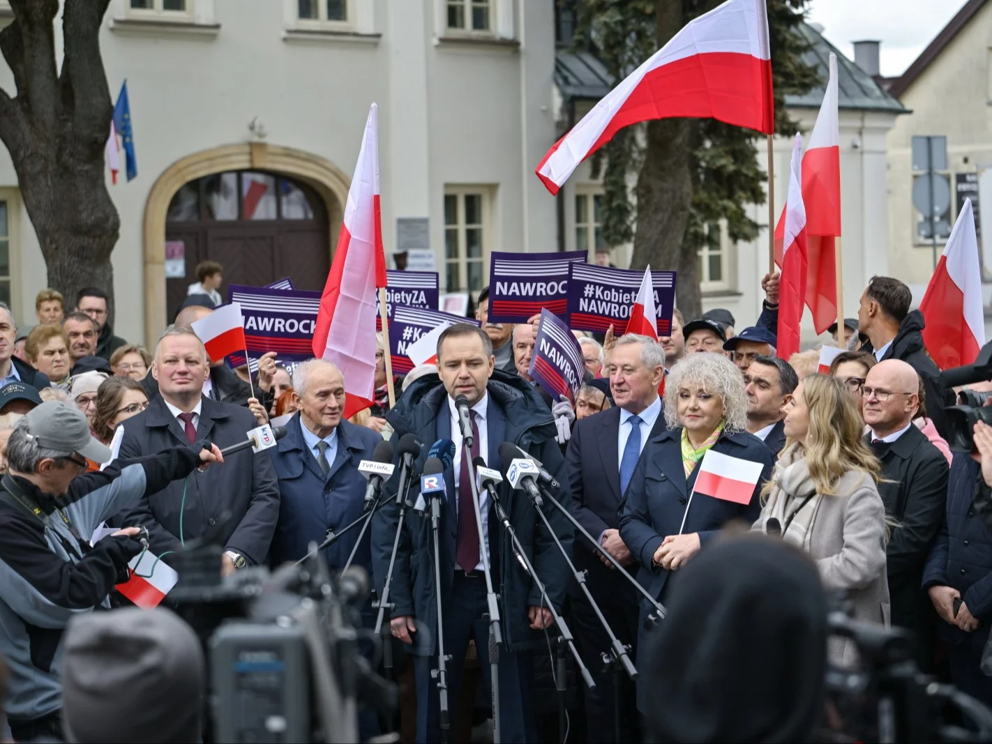 Nawrocki usłyszał pytanie o mieszkanie. Jak odpowiedział? Nawrocki usłyszał pytanie o mieszkanie. Jak odpowiedział?