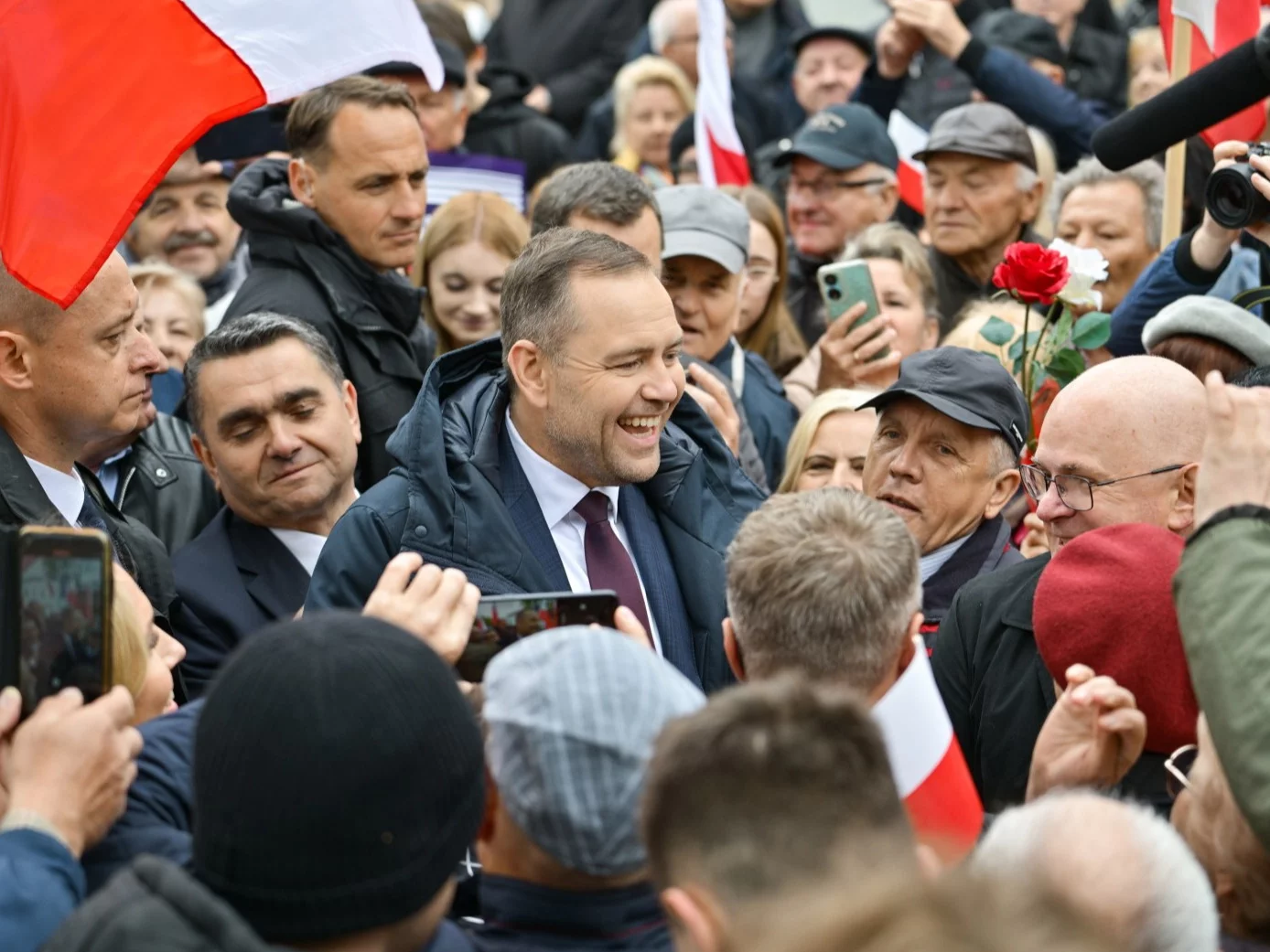 Pracownica DPS o Nawrockim: Nigdy nie spotkałam się z tak bezczelnym oszustwem