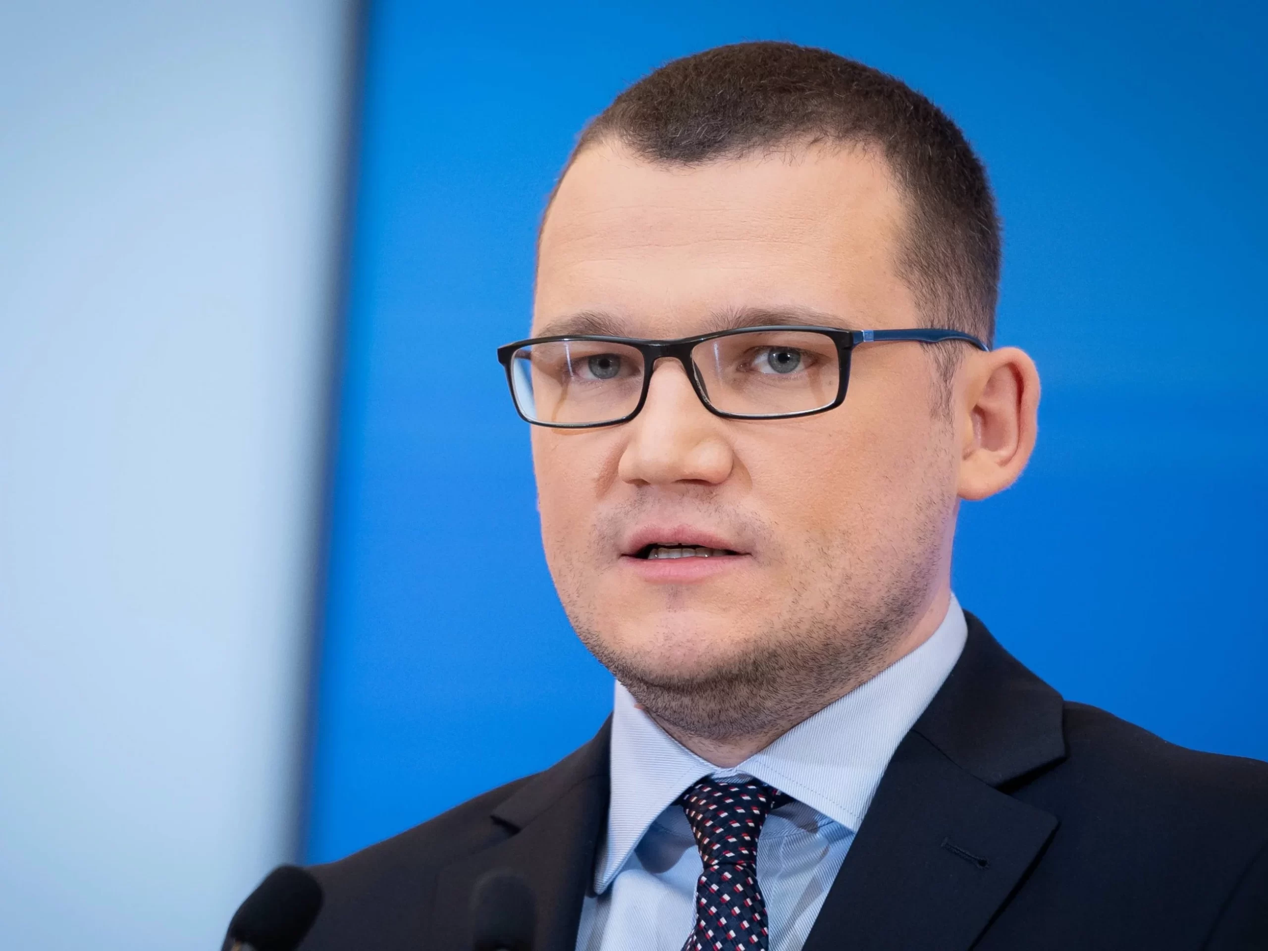 Sikorski i Pomaska: Nawrocki to Sutener. Sztab PiS: będą się wstydzić