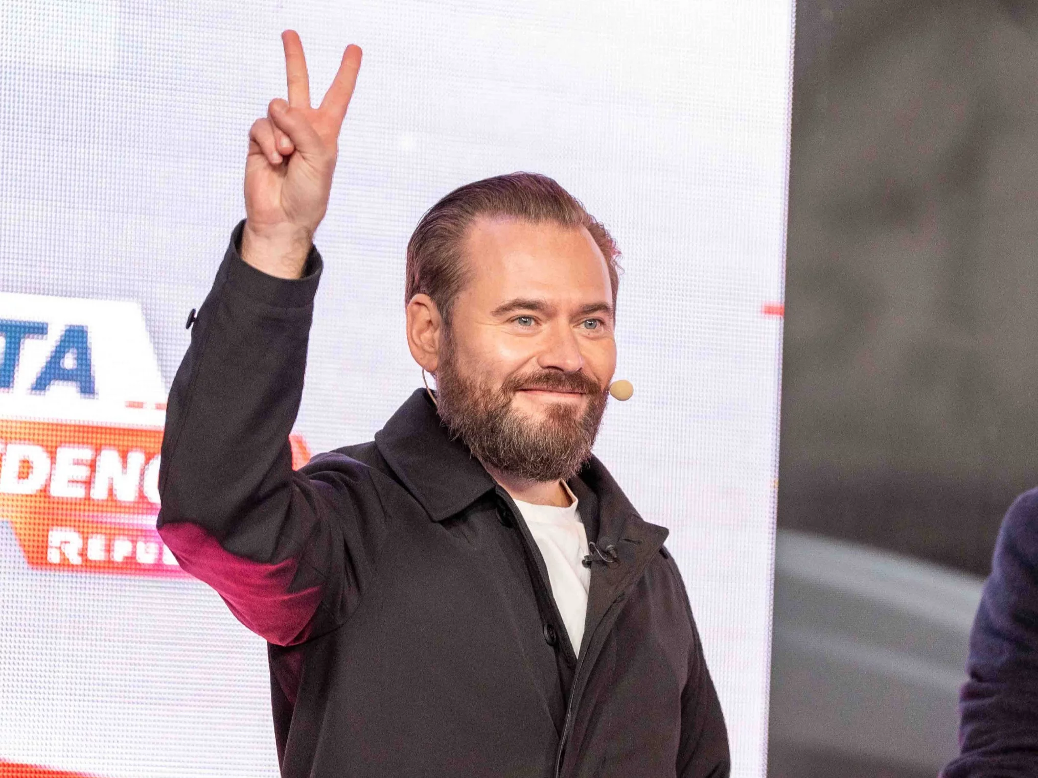 Stanowski zaskoczył podczas debaty. Odnotował gigantyczny sukces Stanowski zaskoczył podczas debaty. Odnotował gigantyczny sukces