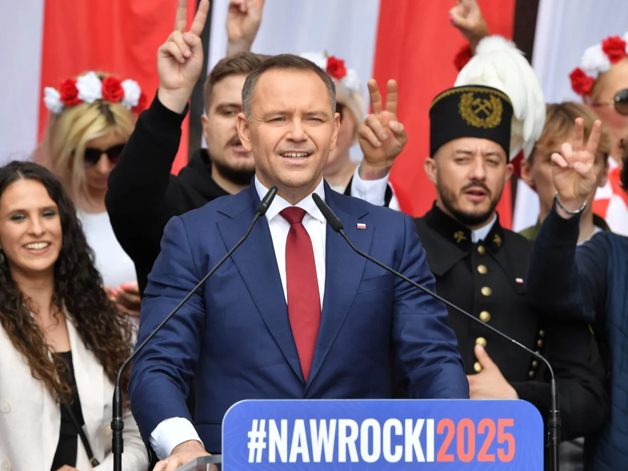 Szokujące doniesienia o przeszłości Nawrockiego. W sieci zawrzało Szokujące doniesienia o przeszłości Nawrockiego. W sieci zawrzało