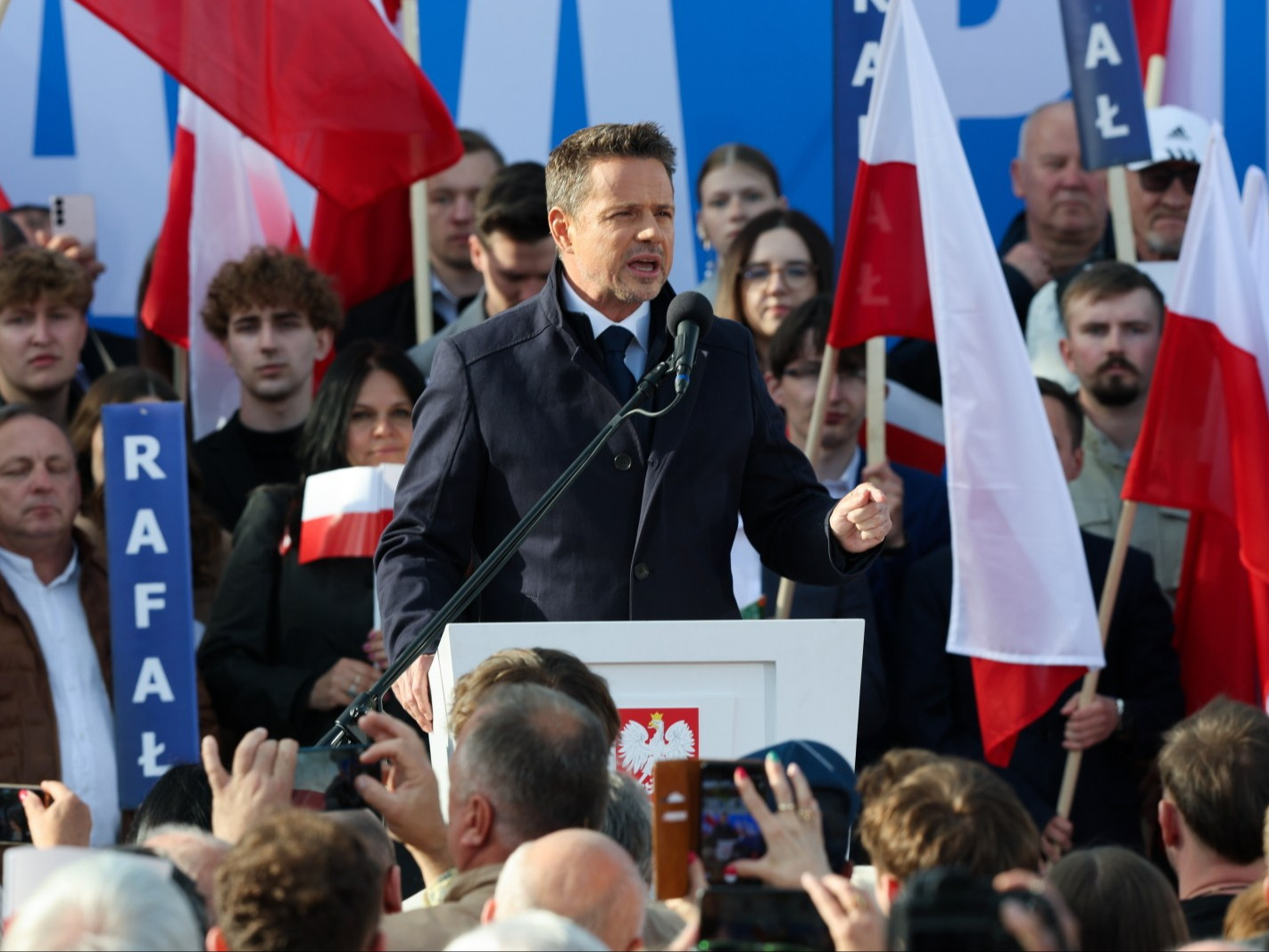 Trzaskowski mocno uderzył w dwóch kontrkandydatów. Przypomniał jedno z przykazań Trzaskowski mocno uderzył w dwóch kontrkandydatów. Przypomniał jedno z przykazań