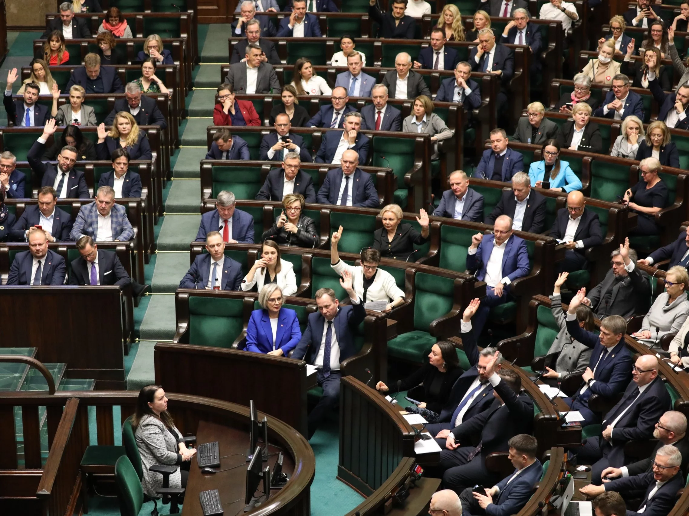 Zaskoczenie w najnowszym sondażu. Wynik tej partii może namieszać Zaskoczenie w najnowszym sondażu. Wynik tej partii może namieszać