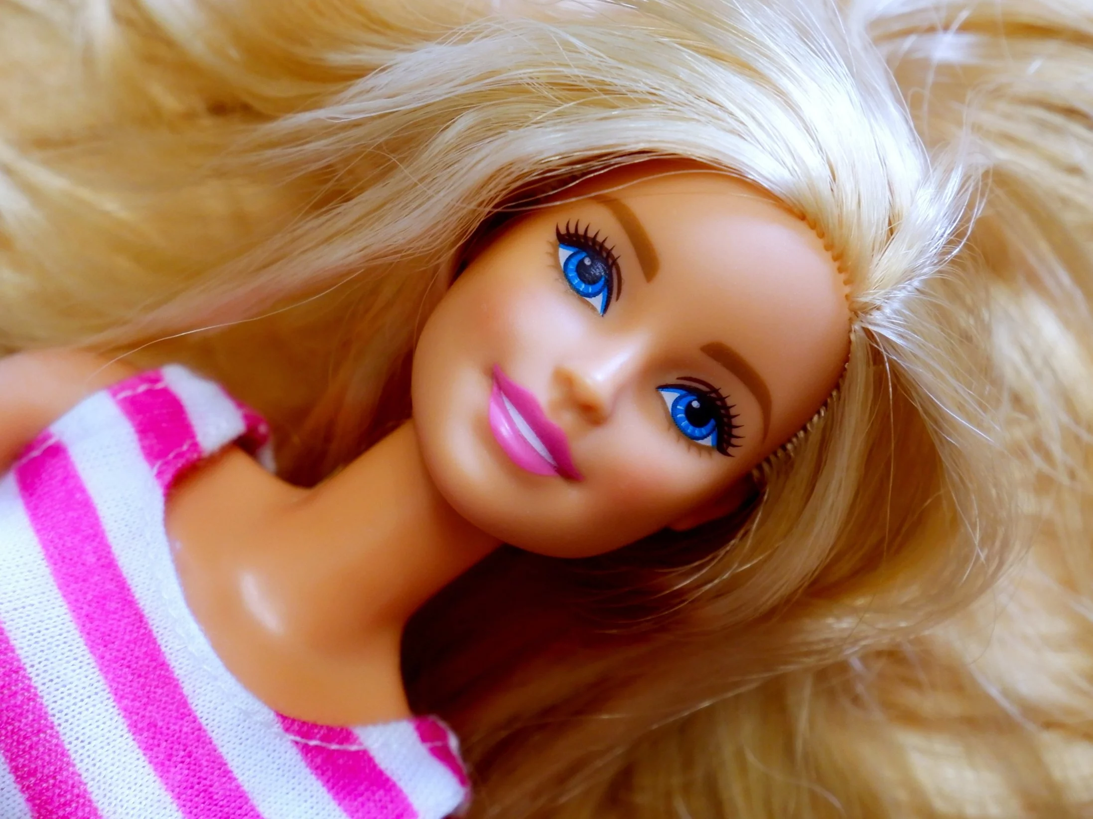 Barbie ze sztuczną inteligencją już wkrótce? Mattel ogłosiło plany na AI Barbie ze sztuczną inteligencją już wkrótce? Mattel ogłosiło plany na AI