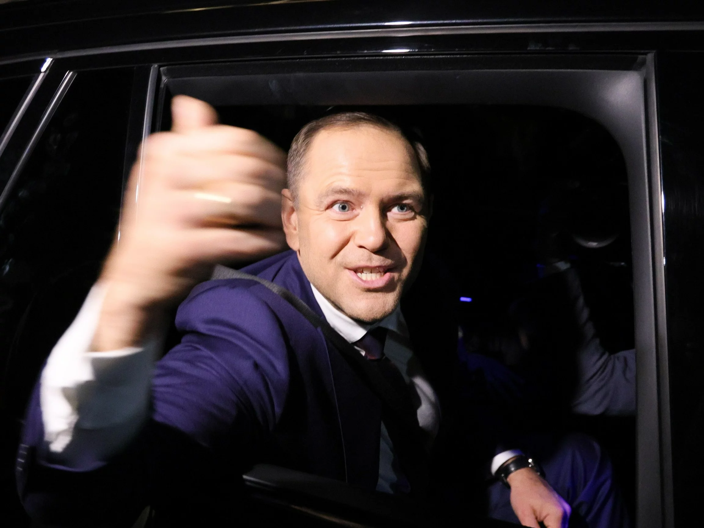 Burza w sieci. Zaczęło się od pytania o teksty o Nawrockim