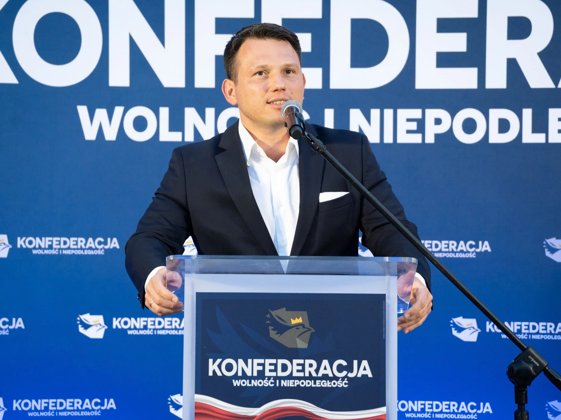 Gigantyczne problemy Mentzena. PKW nie miała wątpliwości Gigantyczne problemy Mentzena. PKW nie miała wątpliwości