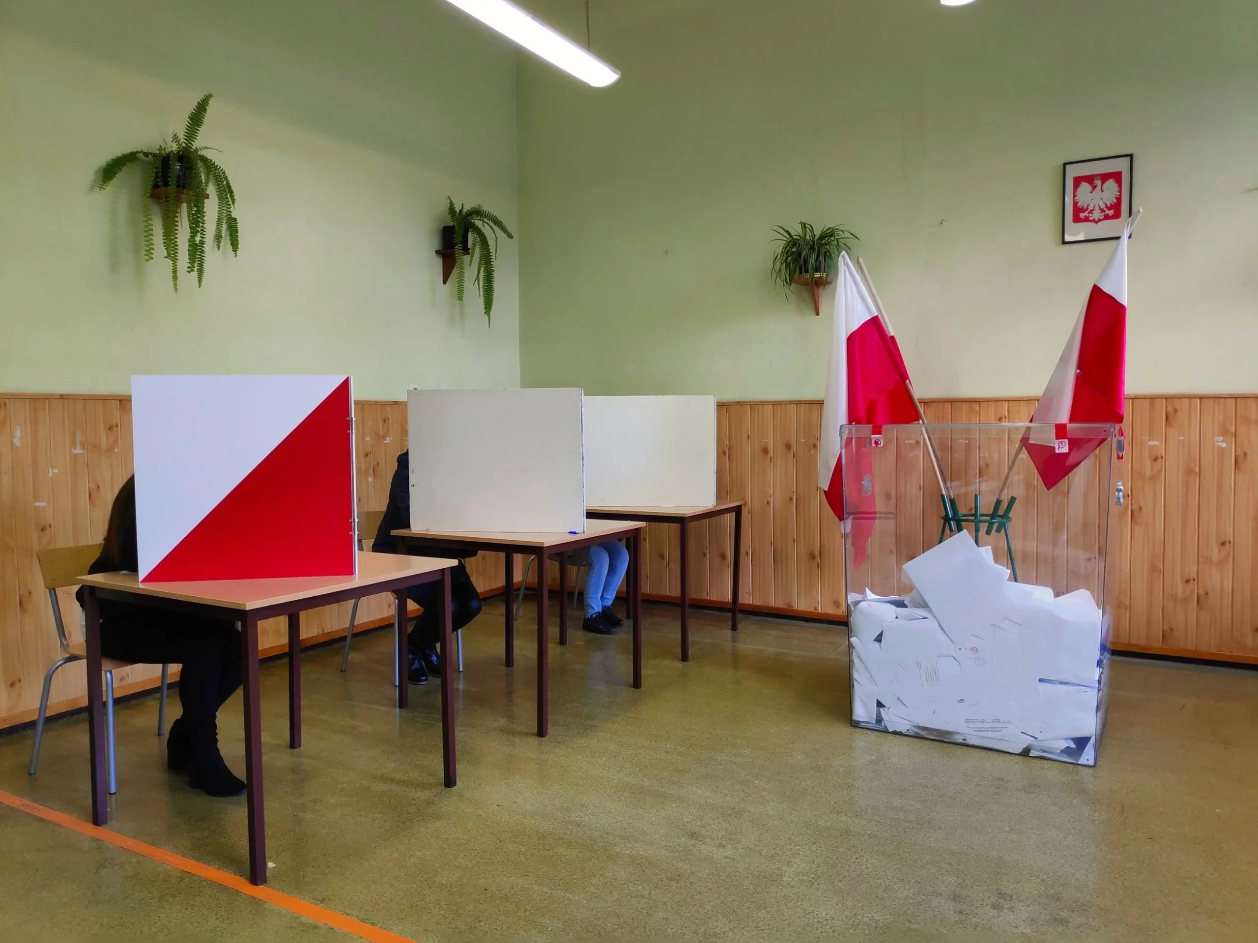 NA ŻYWO: Wybory prezydenckie 2025. Lokale zostały otwarte!