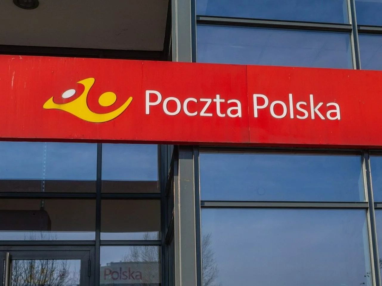 Prokuratura umorzyła śledztwo ws. Poczty Polskiej. Zarząd nie odpowie za wybory kopertowe Prokuratura umorzyła śledztwo ws. Poczty Polskiej. Zarząd nie odpowie za wybory kopertowe