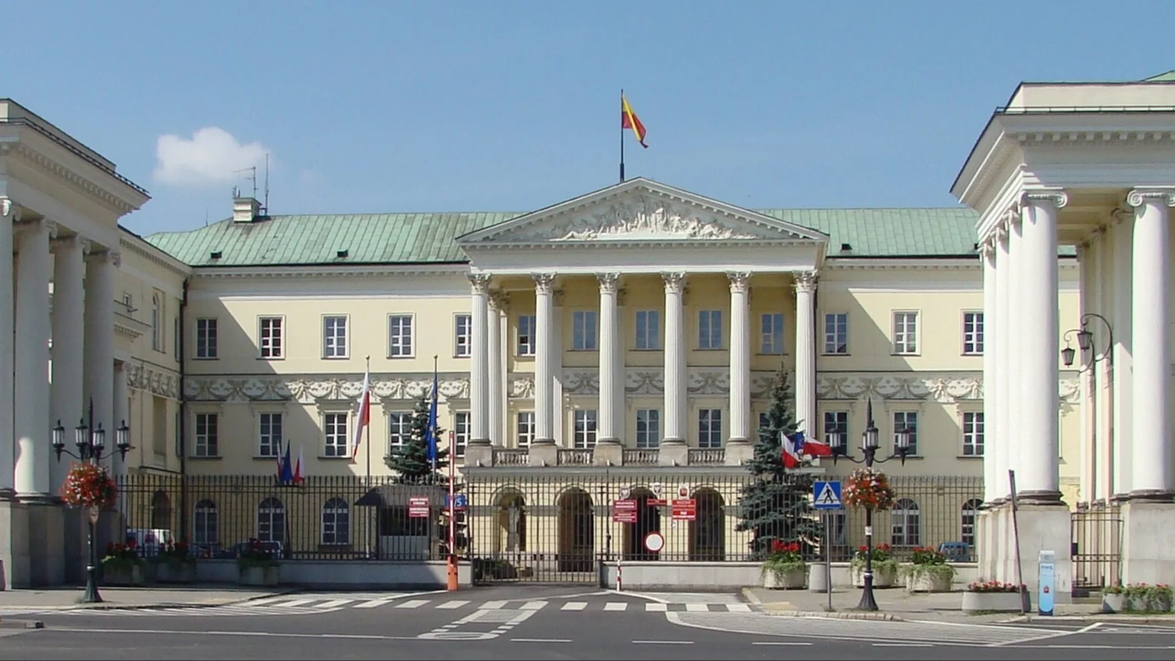 Rafał Trzaskowski pod lupą prokuratury. Chodzi o aferę śmieciową Rafał Trzaskowski pod lupą prokuratury. Chodzi o aferę śmieciową