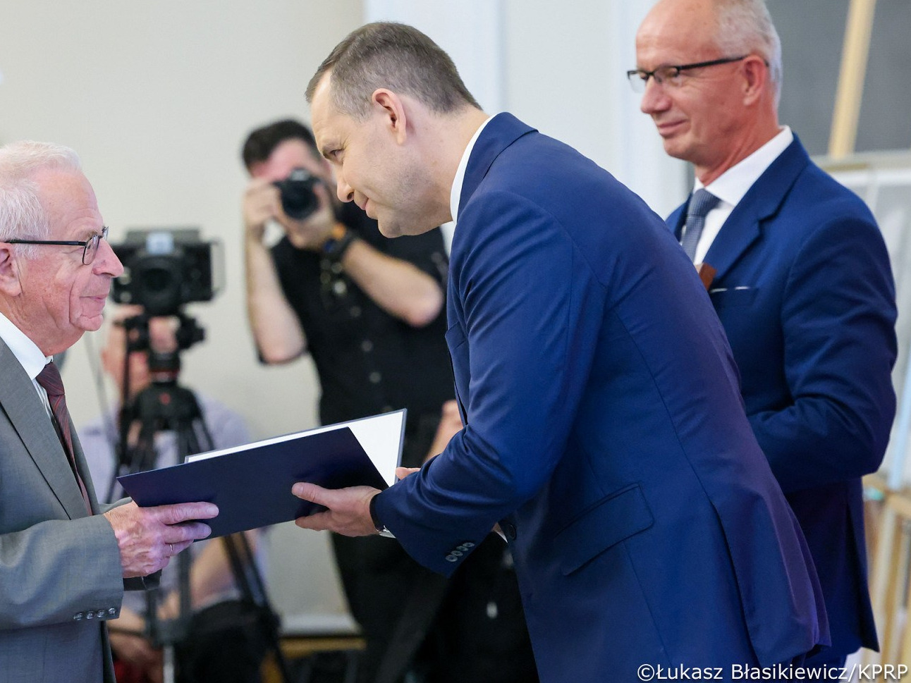 Karol Nawrocki pojawił się w Belwederze. Miał wyjątkowy powód Karol Nawrocki pojawił się w Belwederze. Miał wyjątkowy powód