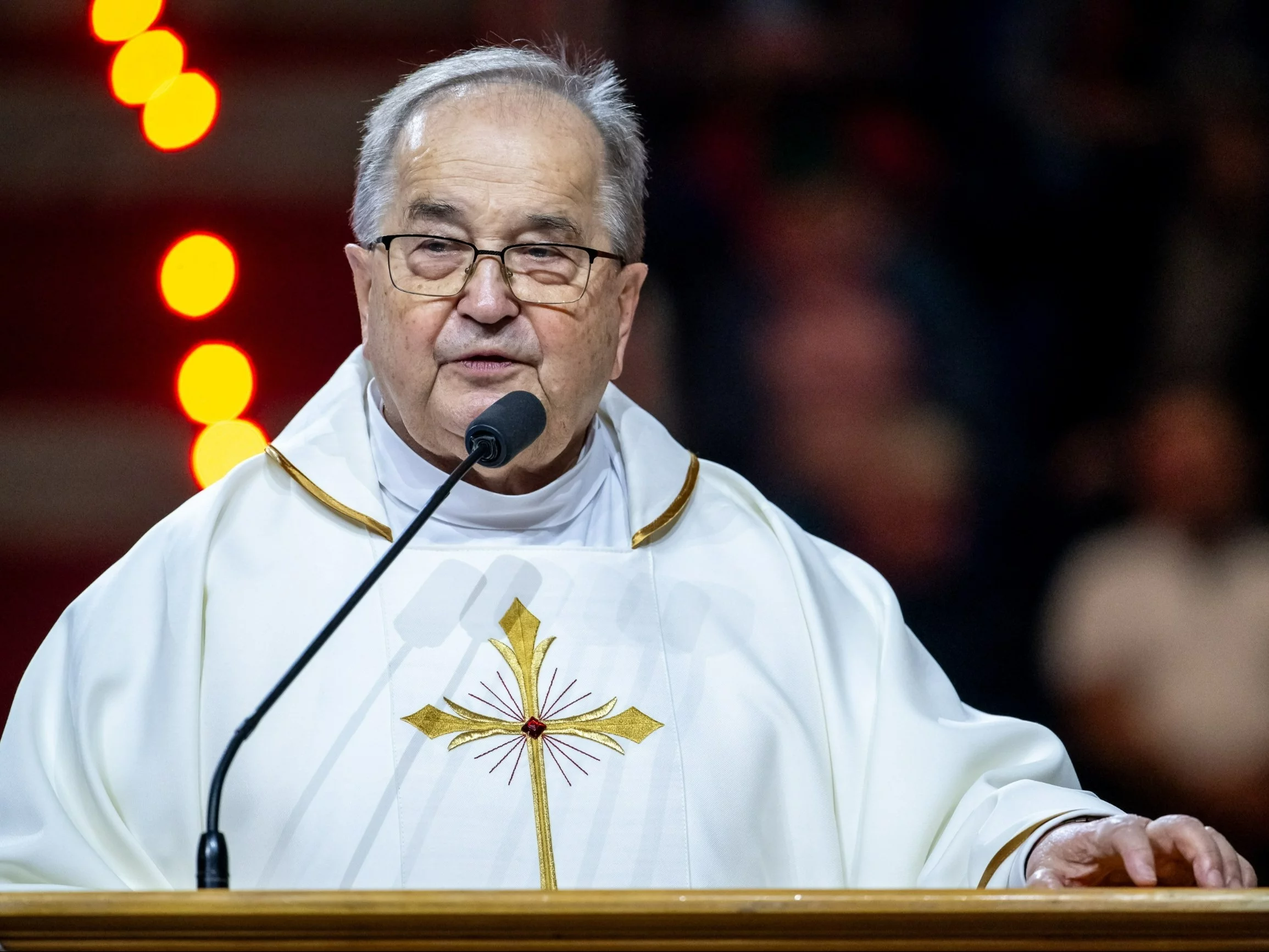 Ojciec Rydzyk atakuje ministrę Nowacką. „Co ty, kobieto, sobie wyobrażasz” Ojciec Rydzyk atakuje ministrę Nowacką. „Co ty, kobieto, sobie wyobrażasz”