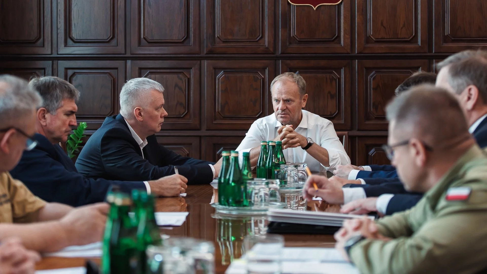 Potężny pożar w Ząbkach. Donald Tusk podjął pilną decyzję Potężny pożar w Ząbkach. Donald Tusk podjął pilną decyzję