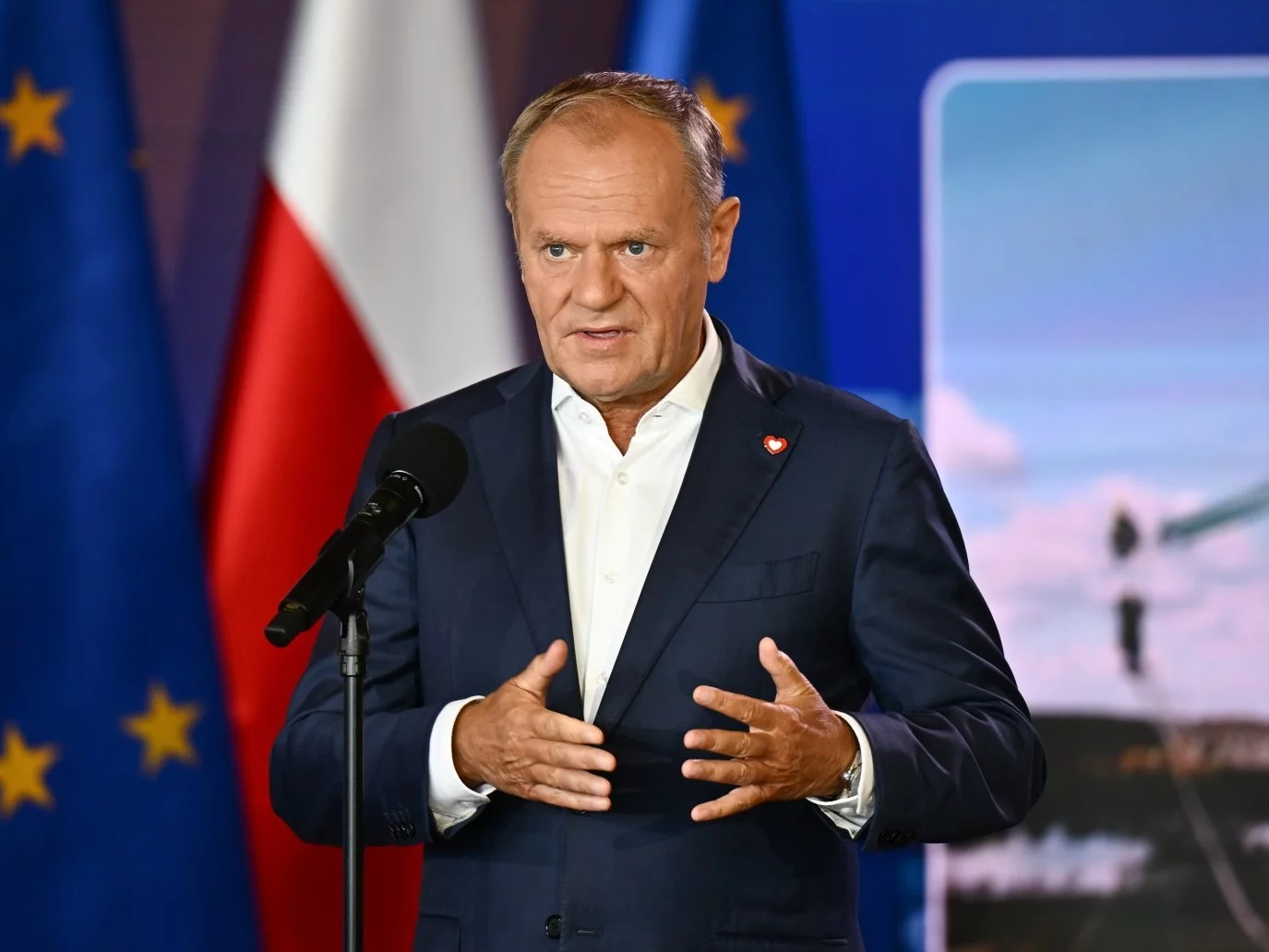 Rewolucja przy granicy polsko-niemieckiej. Tusk nie przebierał w słowach Rewolucja przy granicy polsko-niemieckiej. Tusk nie przebierał w słowach