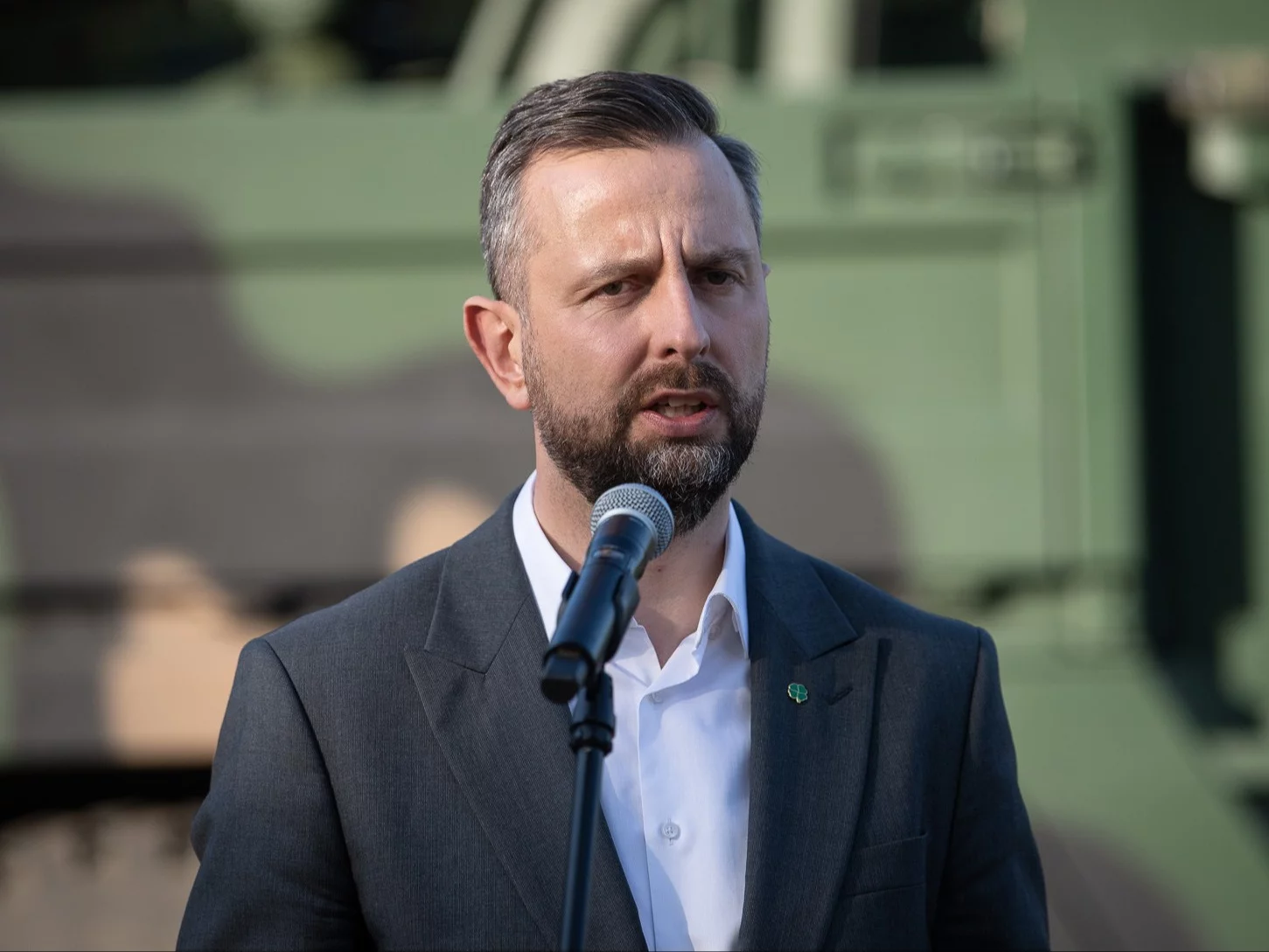Złote algi powróciły do Polski. Zaangażowano wojsko
