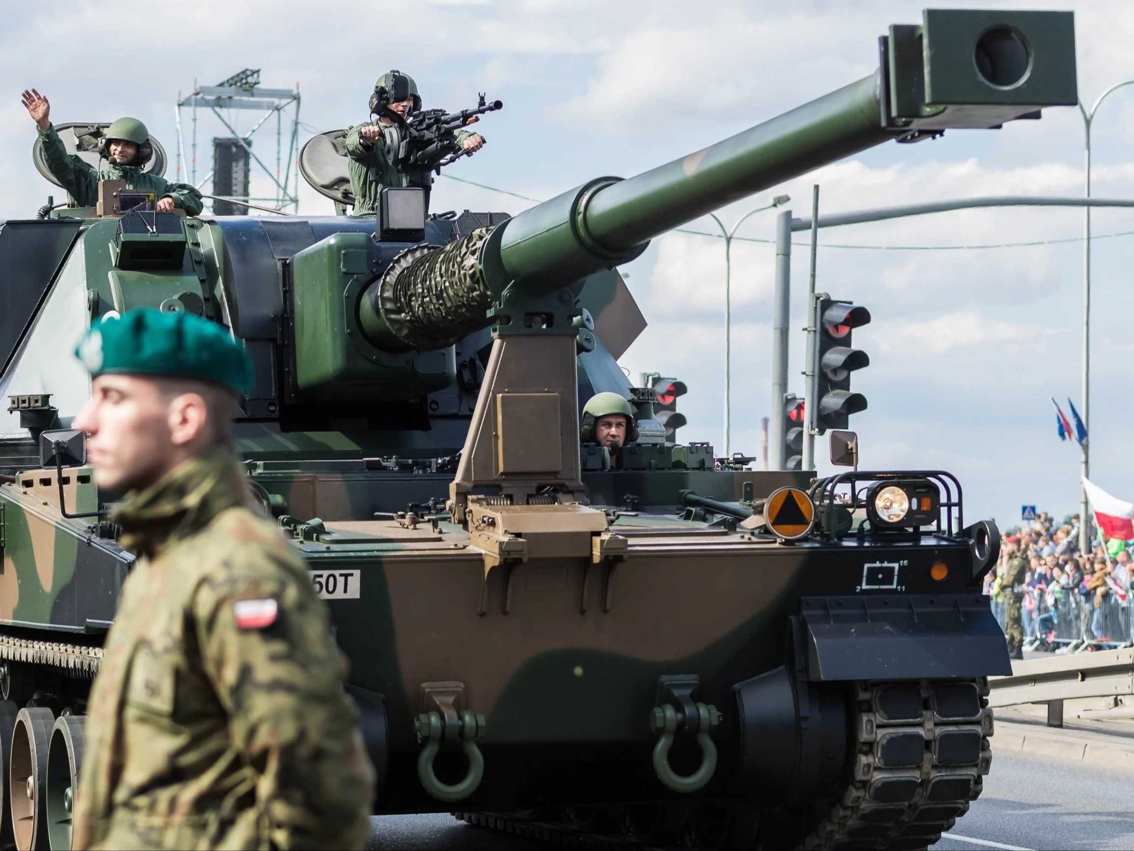 4000 żołnierzy, 300 maszyn i... okręty. Święto Wojska Polskiego sparaliżuje Warszawę?