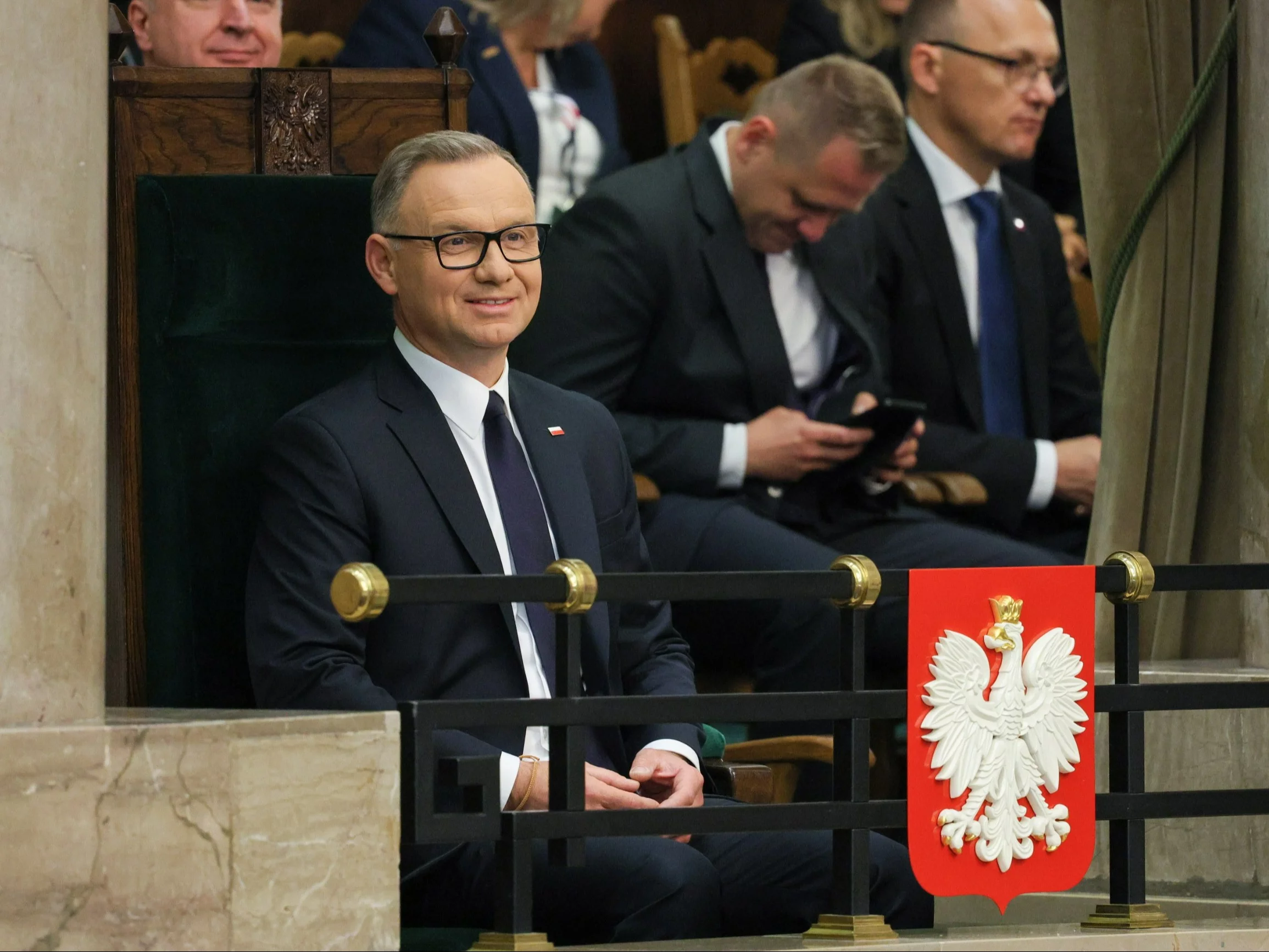 Andrzej Duda nie mógł powstrzymać się od śmiechu. Ten obrazek rozbawił byłego prezydenta Andrzej Duda nie mógł powstrzymać się od śmiechu. Ten obrazek rozbawił byłego prezydenta