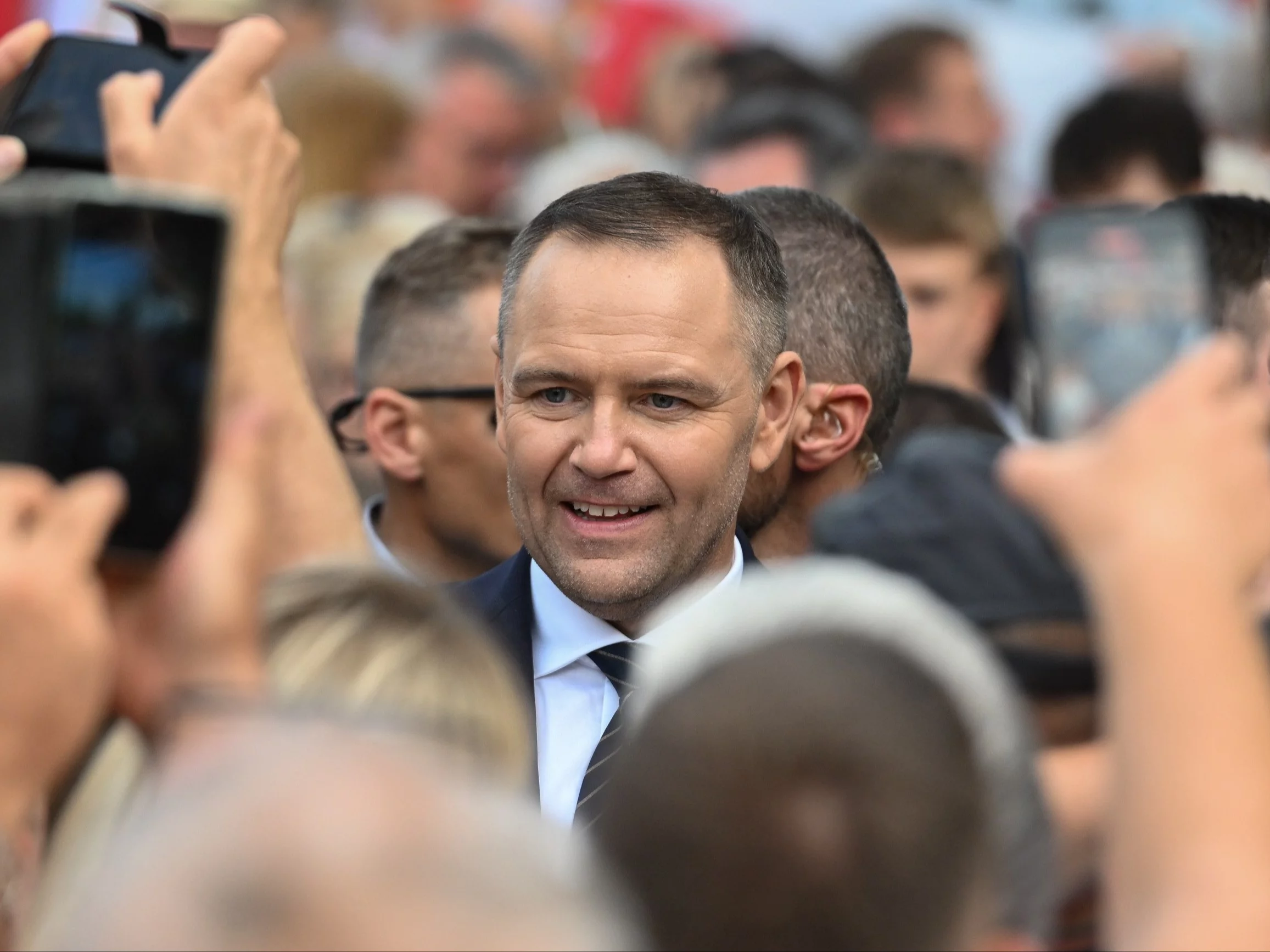 Karol Nawrocki w oknie Belwederu. Były szef BOR reaguje. „Nie powinno to tak wyglądać”