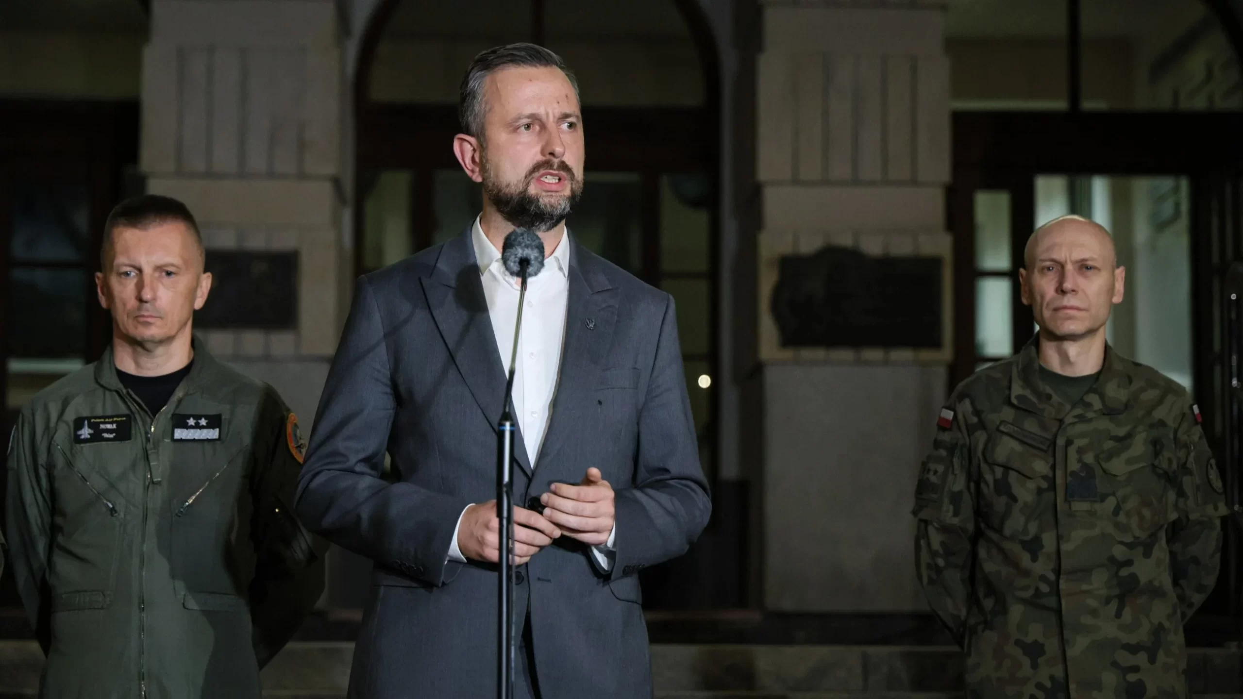 Katastrofa F-16. Szef MON zapowiada i wspomina „Slaba” Katastrofa F-16. Szef MON zapowiada i wspomina „Slaba”