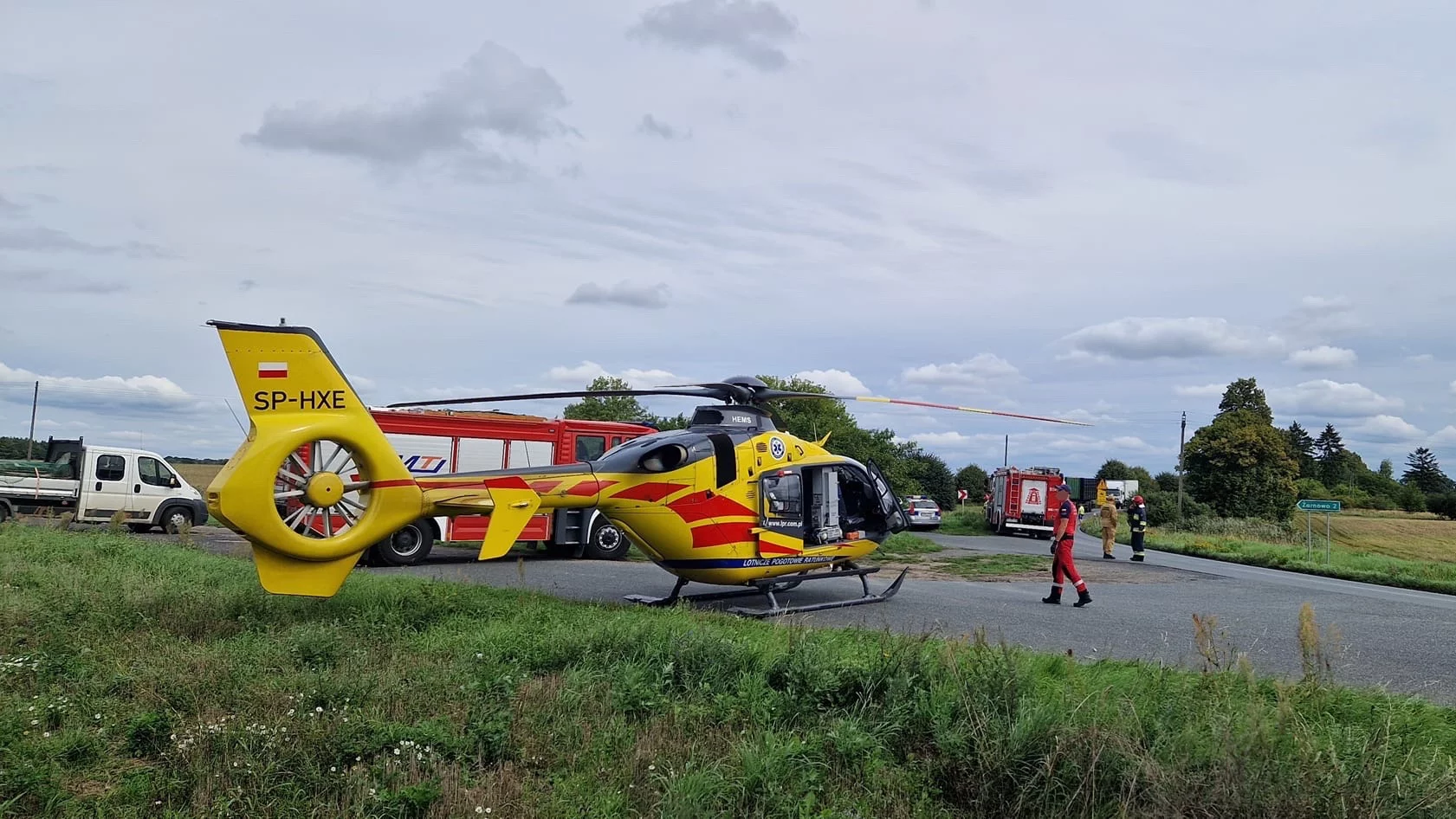 Koszmarny wypadek na A1. Lądował śmigłowiec LPR Koszmarny wypadek na A1. Lądował śmigłowiec LPR