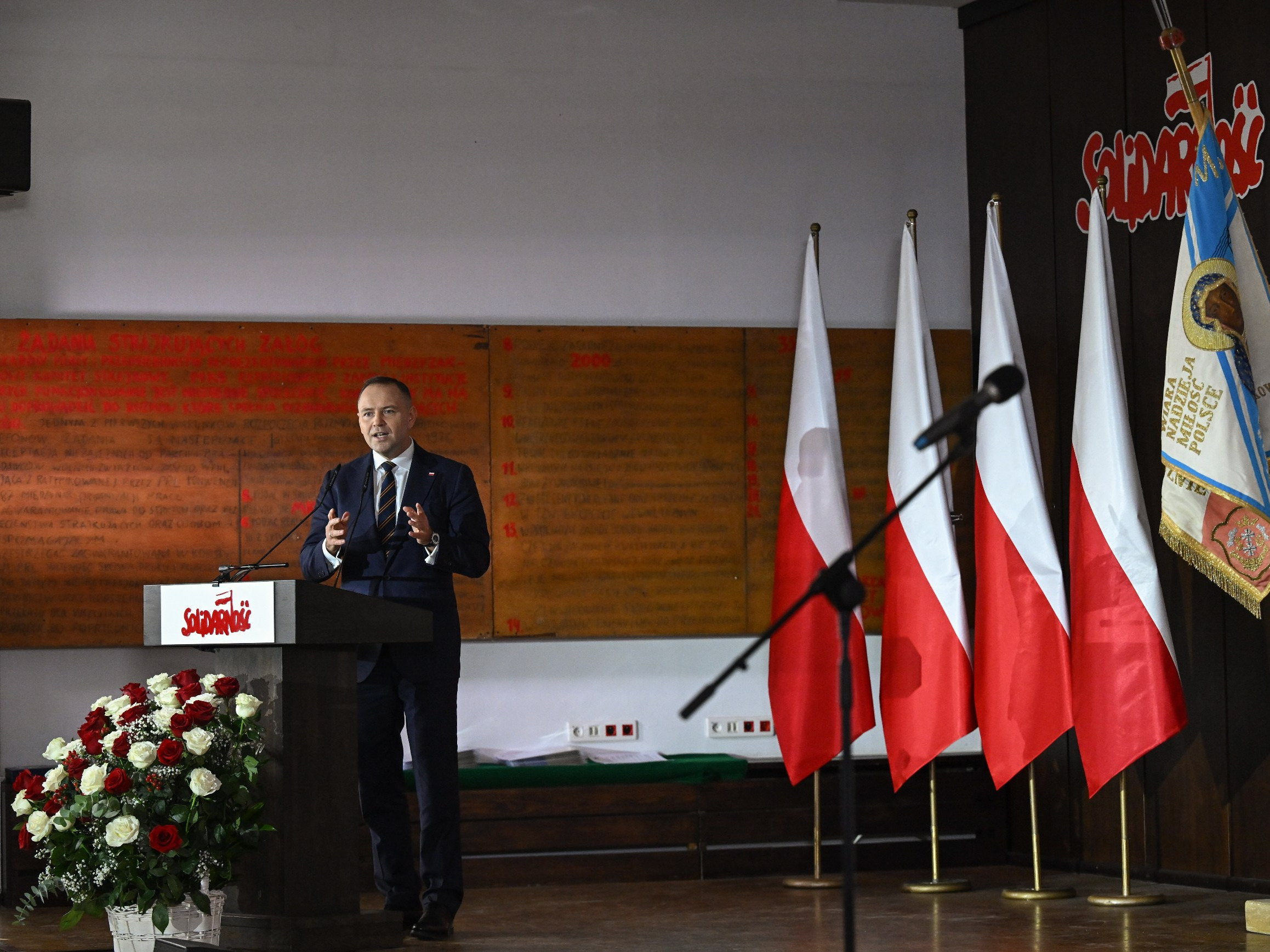 Nawrocki docenił Wałęsę. Po chwili zaznaczył: Nikt nie zabroni