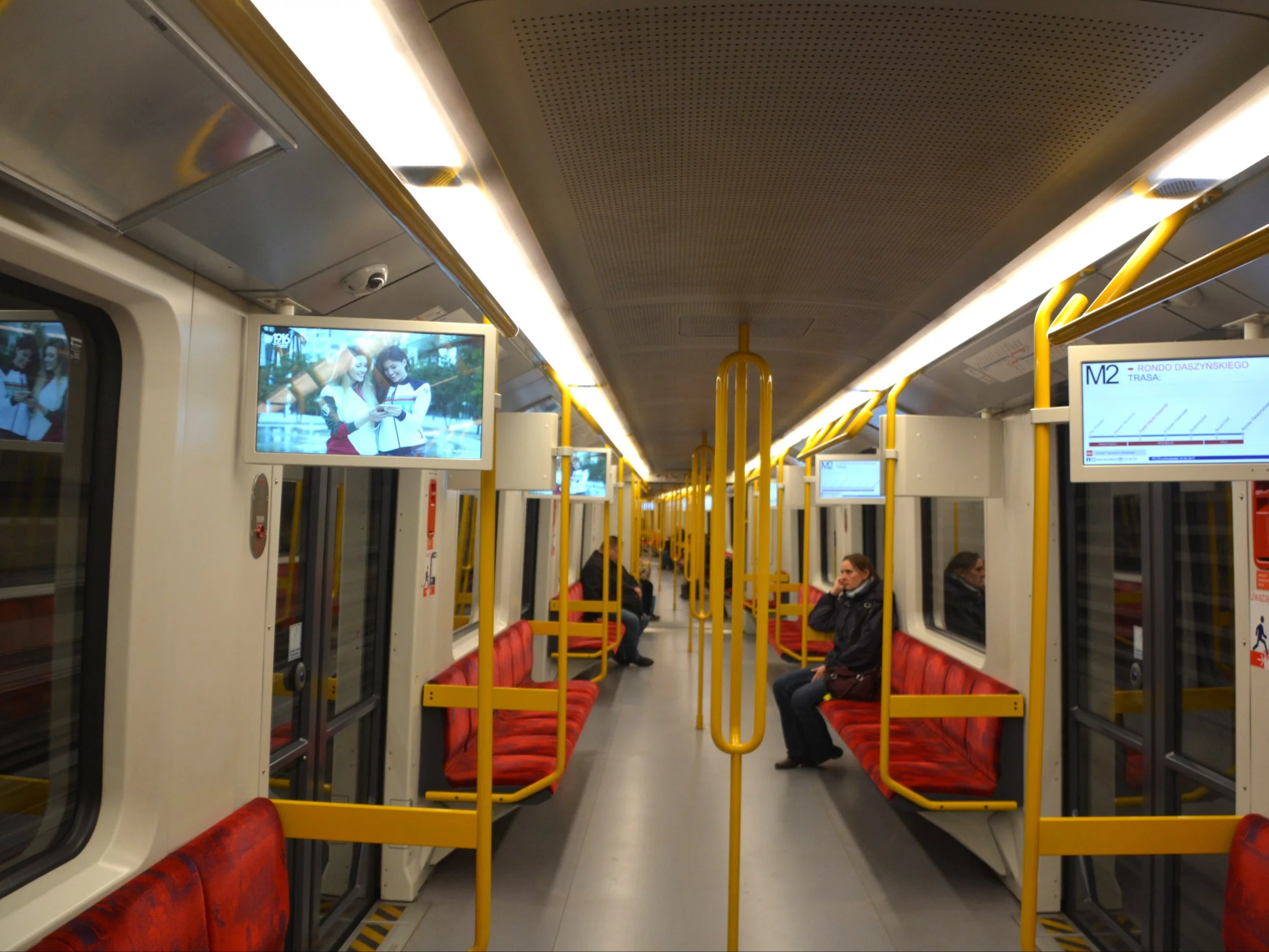 Pluskwy opanowały warszawskie metro? Ta reakcja mówi wszystko Pluskwy opanowały warszawskie metro? Ta reakcja mówi wszystko