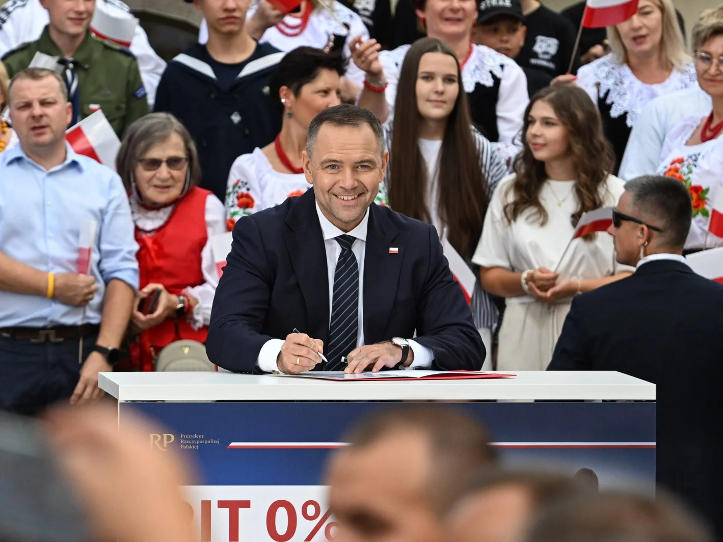 Prezydent Nawrocki podpisał projekt ustawy. Chodzi o „PIT zero”