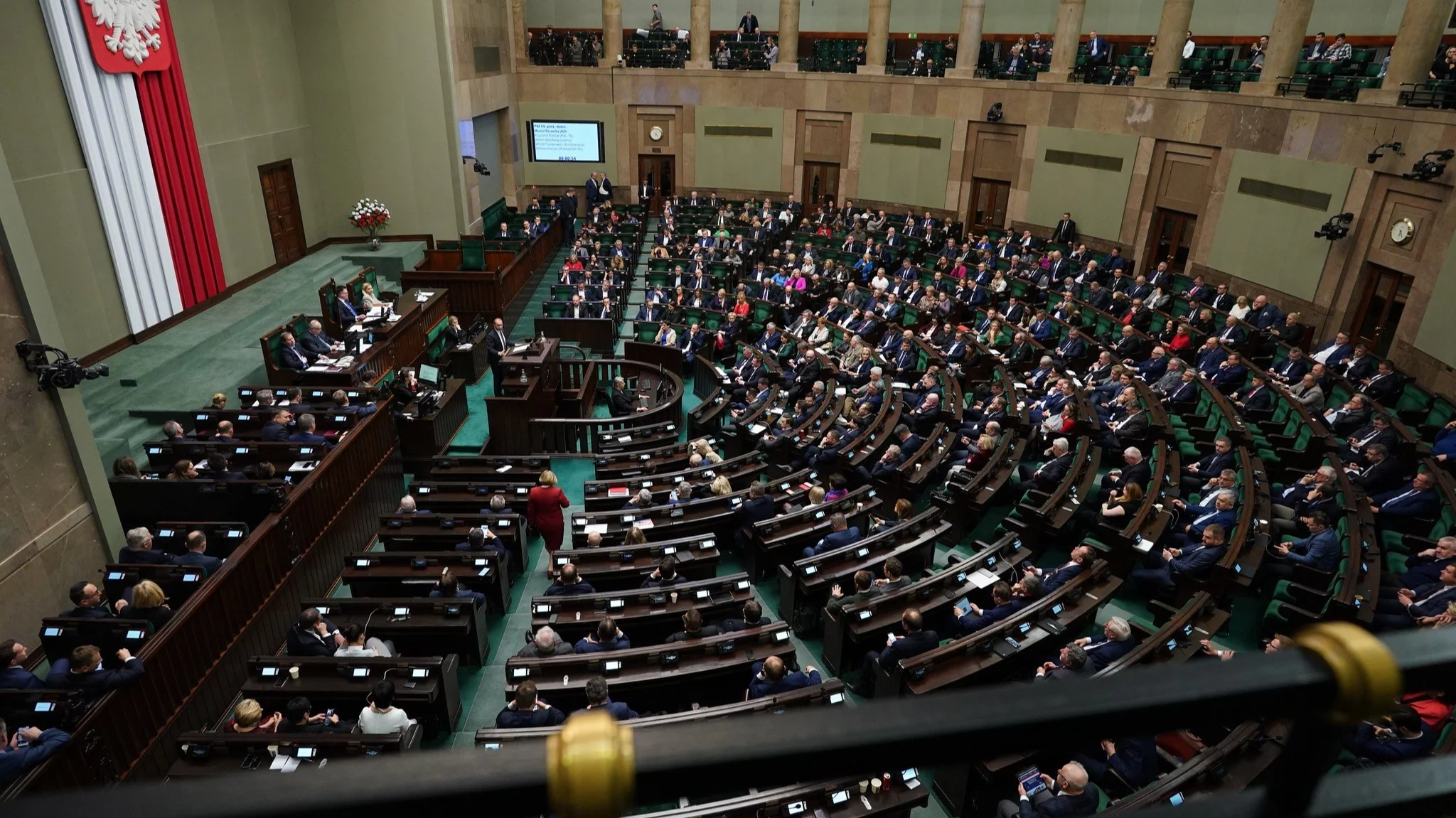Prymusi w sejmowych ławach. Ci posłowie byli na wszystkich głosowaniach