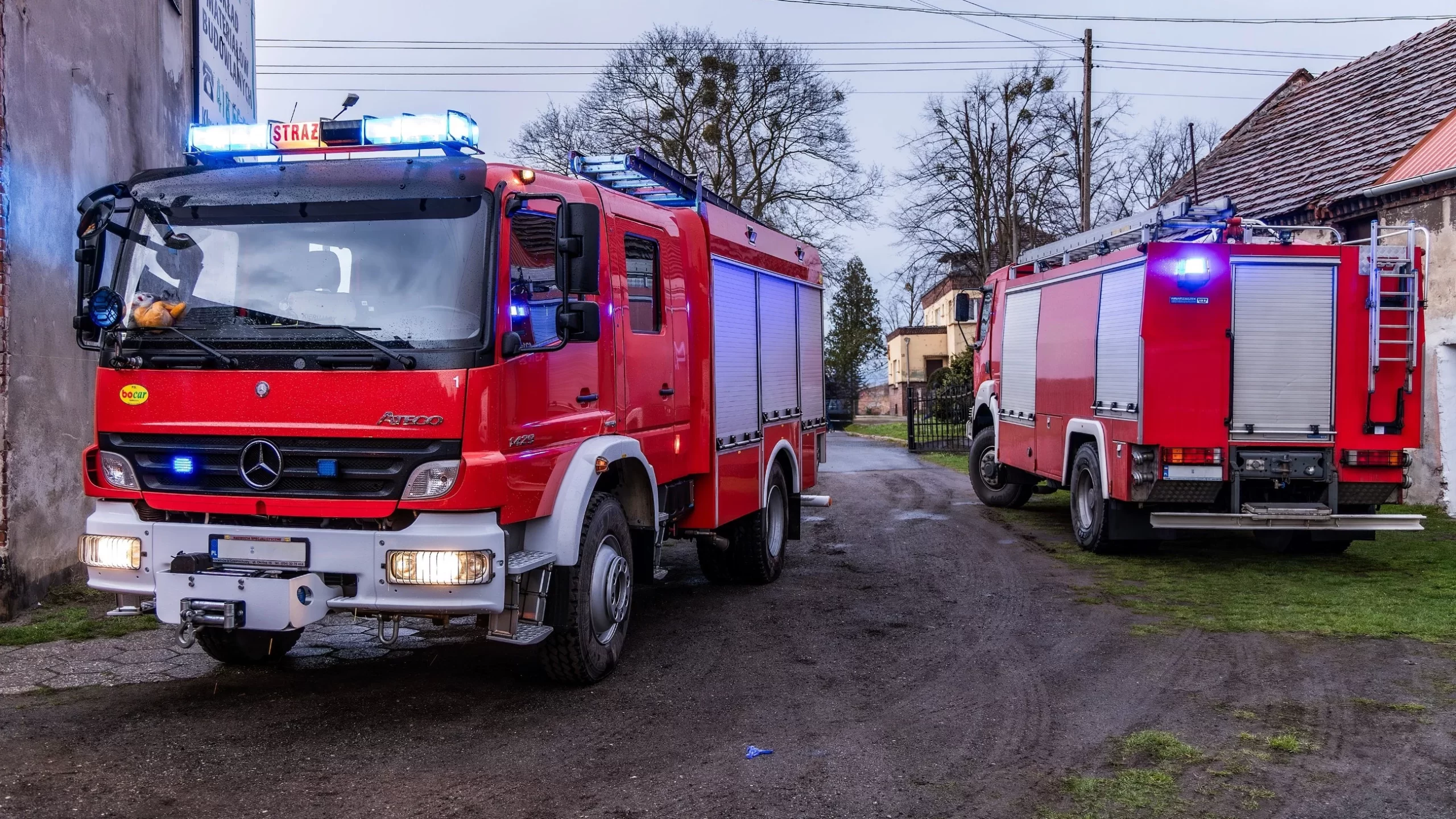 Wyciek gazu na terenie śląskiego zakładu. Pilna ewakuacja 62 osób