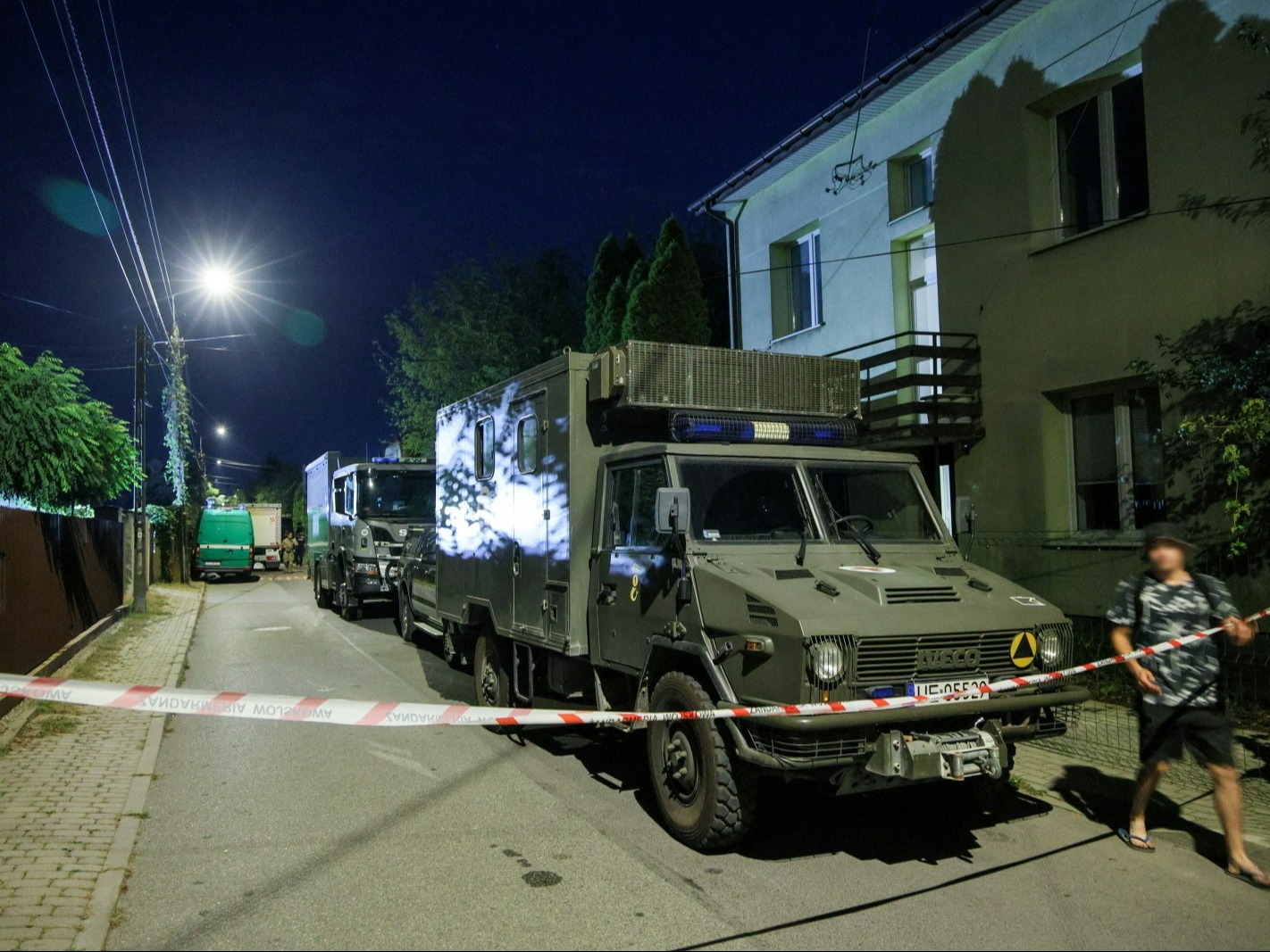 Ewakuacja w Rembertowie. Ciąg dalszy po eksplozji na poligonie Ewakuacja w Rembertowie. Ciąg dalszy po eksplozji na poligonie