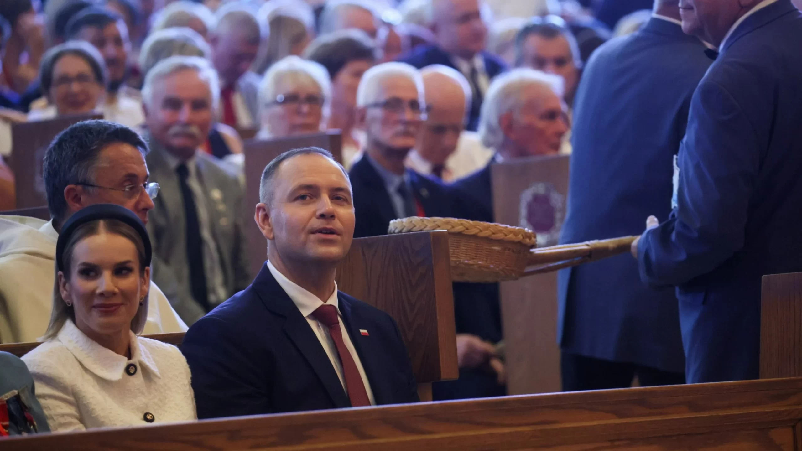 Fałszywy ksiądz na mszy z udziałem Nawrockiego w USA. Znamy kulisy incydentu