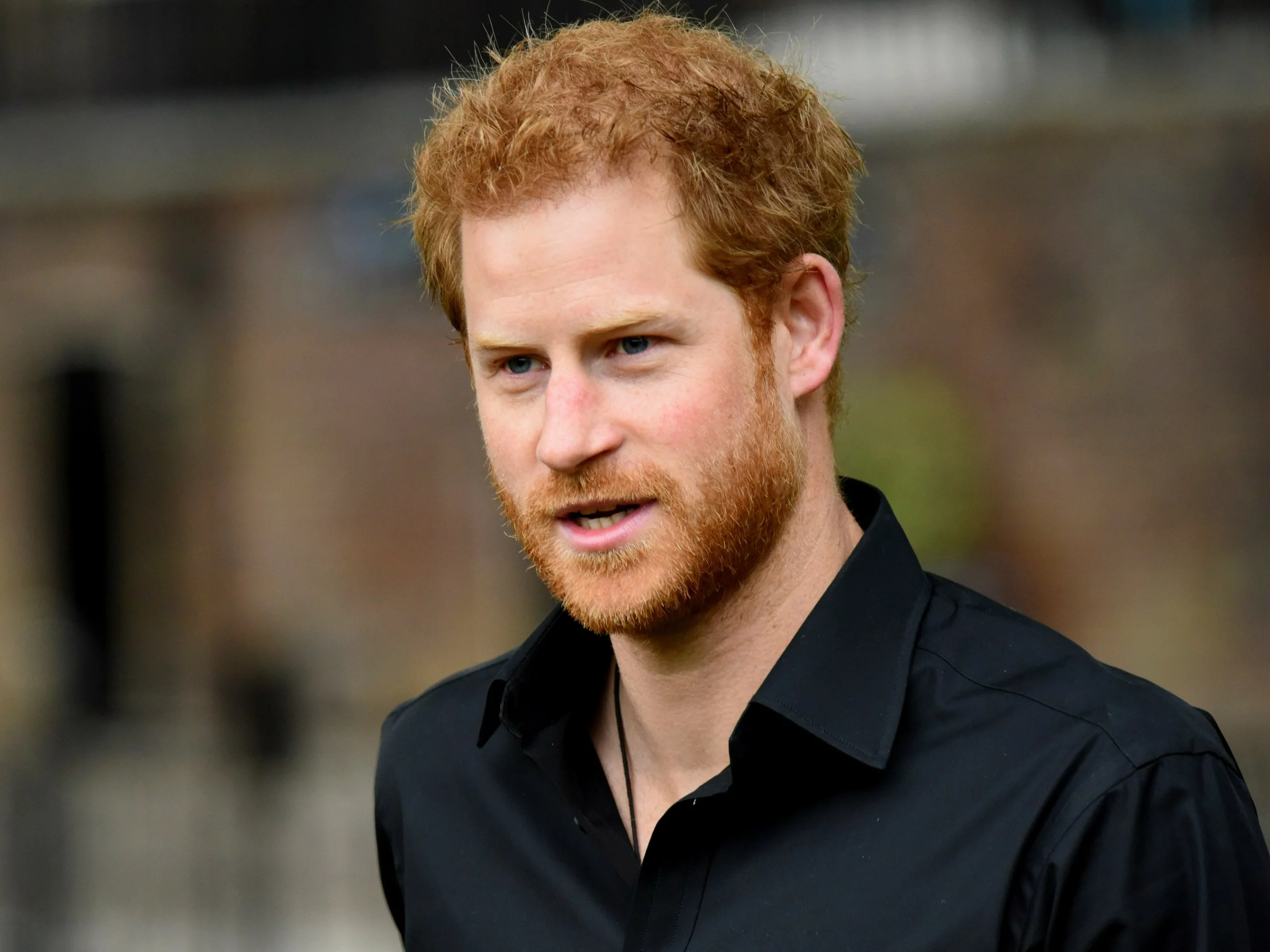 Książę Harry przyłapany przy food trucku w Polsce. Co zamówił?