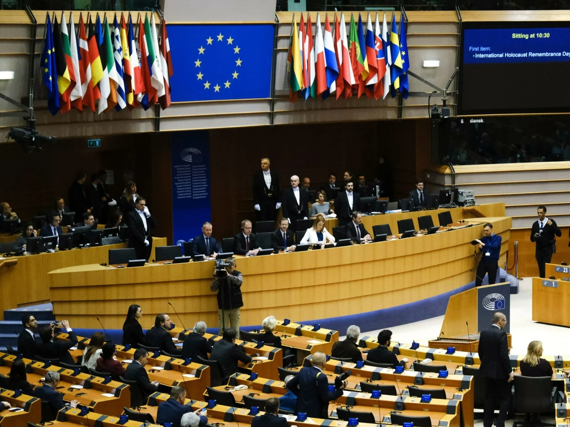 Co dalej z immunitetami Obajtka i Dworczyka? PE podjął decyzję Co dalej z immunitetami Obajtka i Dworczyka? PE podjął decyzję