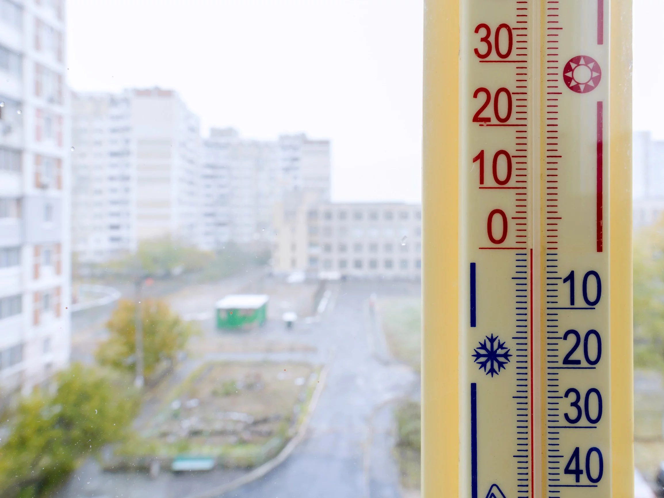 Kilkadziesiąt godzin chłodu i chwilowe babie lato. Przyjdzie gwałtowne ocieplenie Kilkadziesiąt godzin chłodu i chwilowe babie lato. Przyjdzie gwałtowne ocieplenie