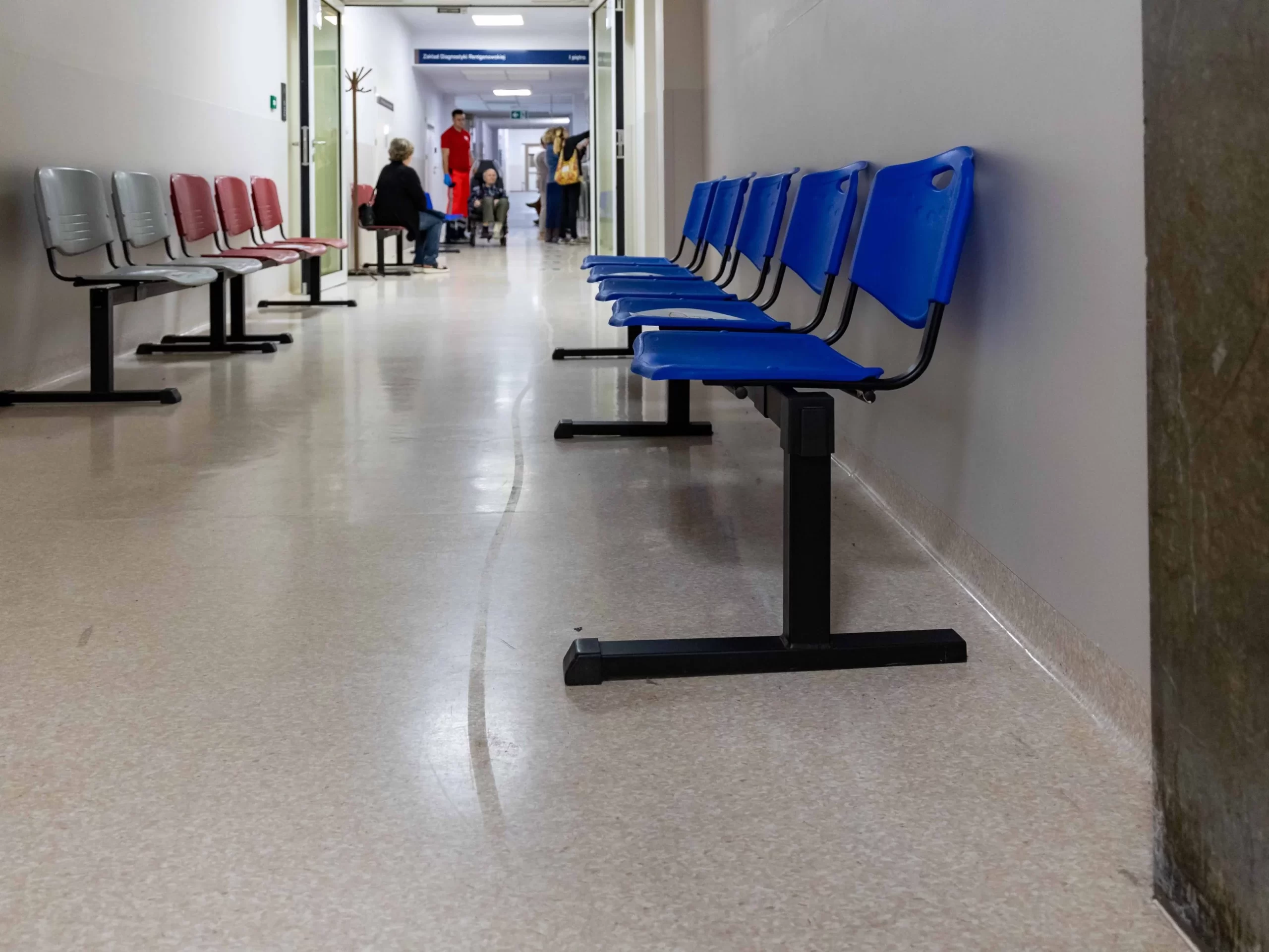 Koronawirus wraca. Nowe warianty dają mylące objawy Koronawirus wraca. Nowe warianty dają mylące objawy