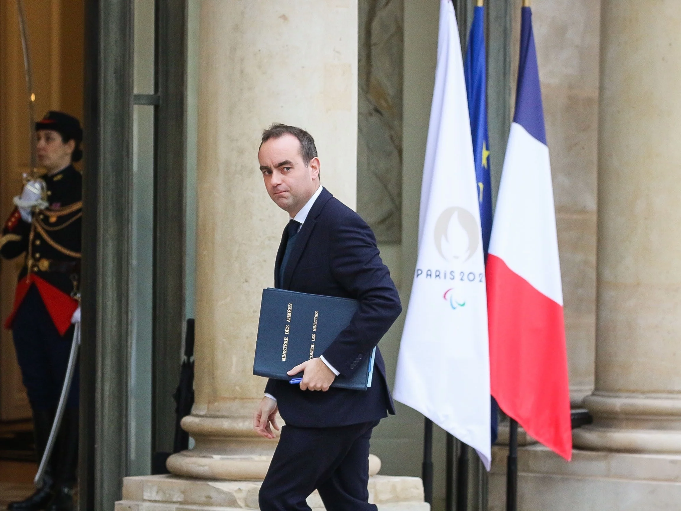 Polityczne trzęsienie ziemi we Francji. Premier rezygnuje