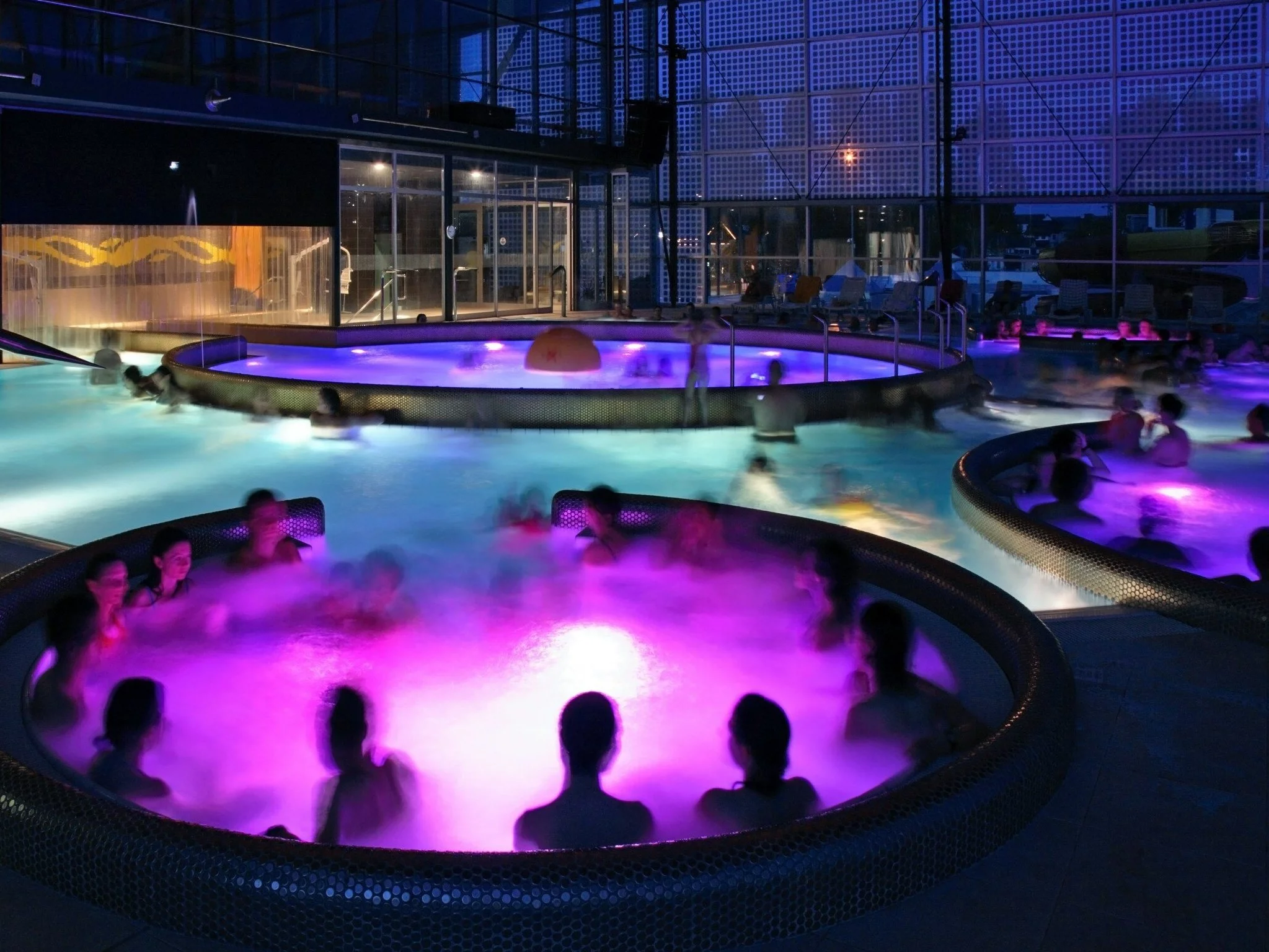 Tragiczny wypadek w termach. Nie żyje 72-latek Tragiczny wypadek w termach. Nie żyje 72-latek