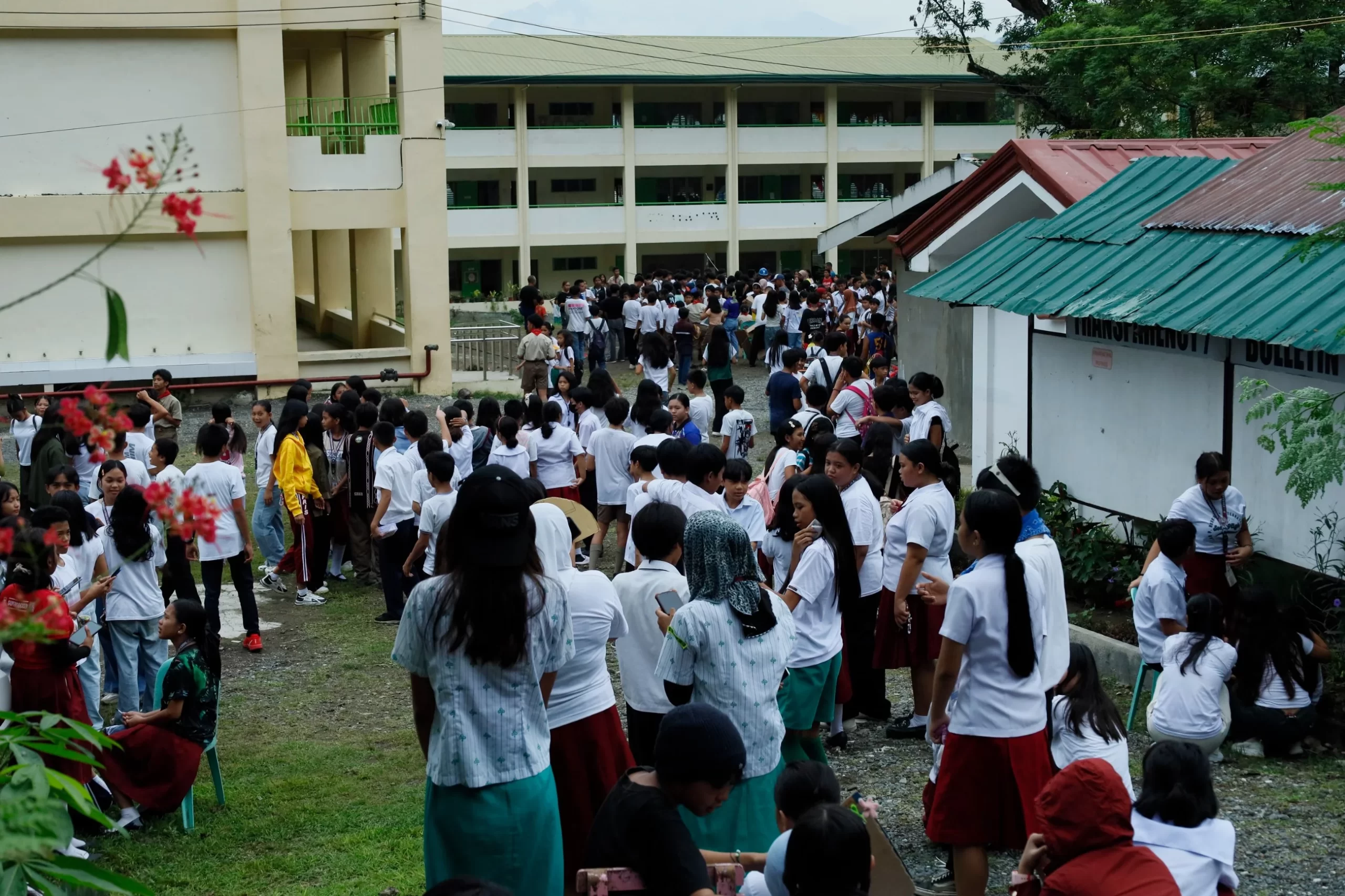 Trzęsienie ziemi na Filipinach. Władze ostrzegają przed Tsunami