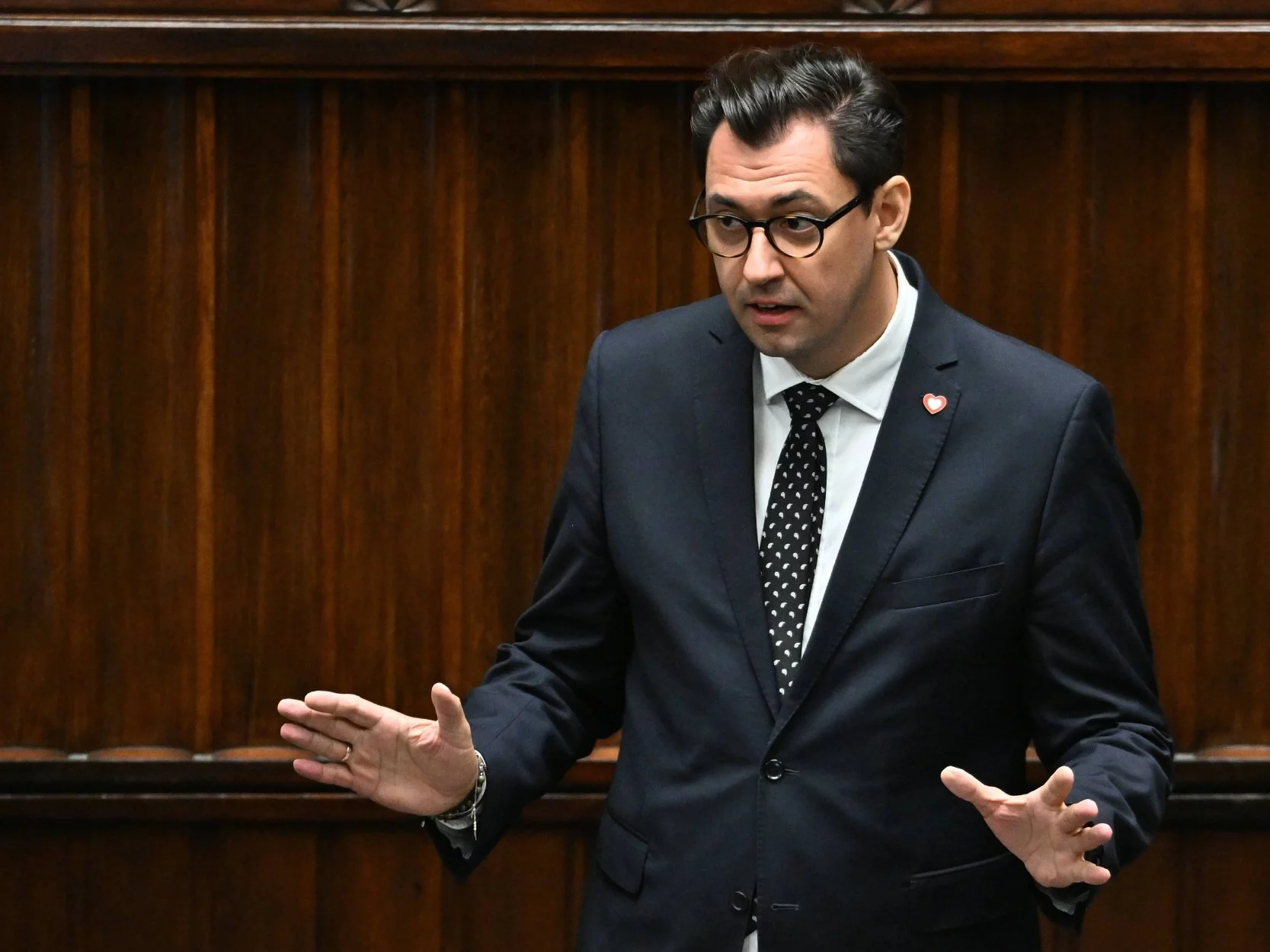 „Podejrzany jest przestępcą”. Burza po słowach posła KO „Podejrzany jest przestępcą”. Burza po słowach posła KO